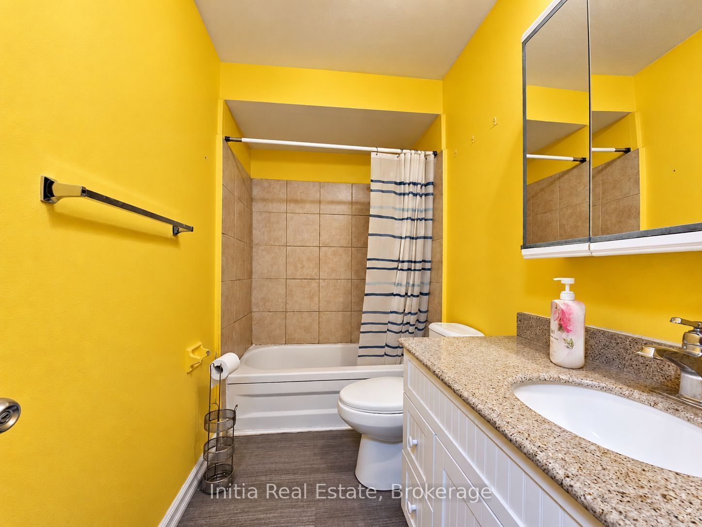8370 Gregory Place Property Photo 15