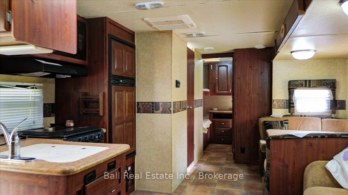 4249 Old Hastings Road Property Photo 9