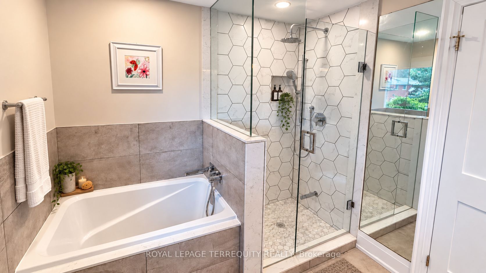 410 Kerman Avenue Property Photo 21