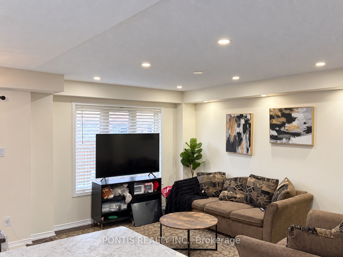 86 Munro Circle Property Photo 11