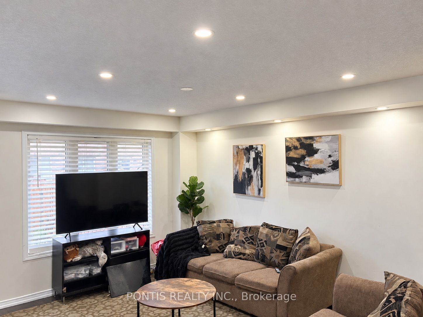86 Munro Circle Property Photo 13