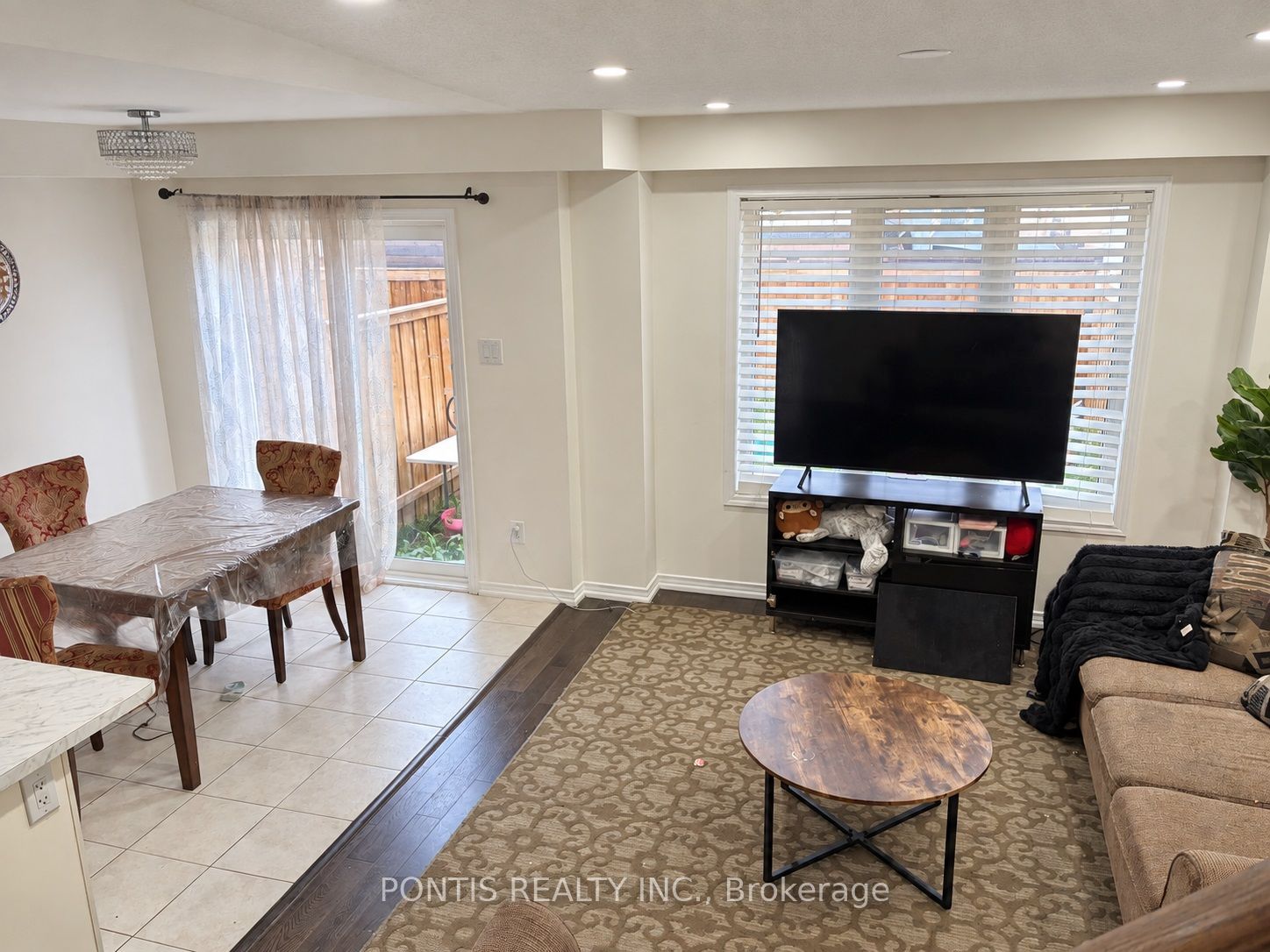 86 Munro Circle Property Photo 14