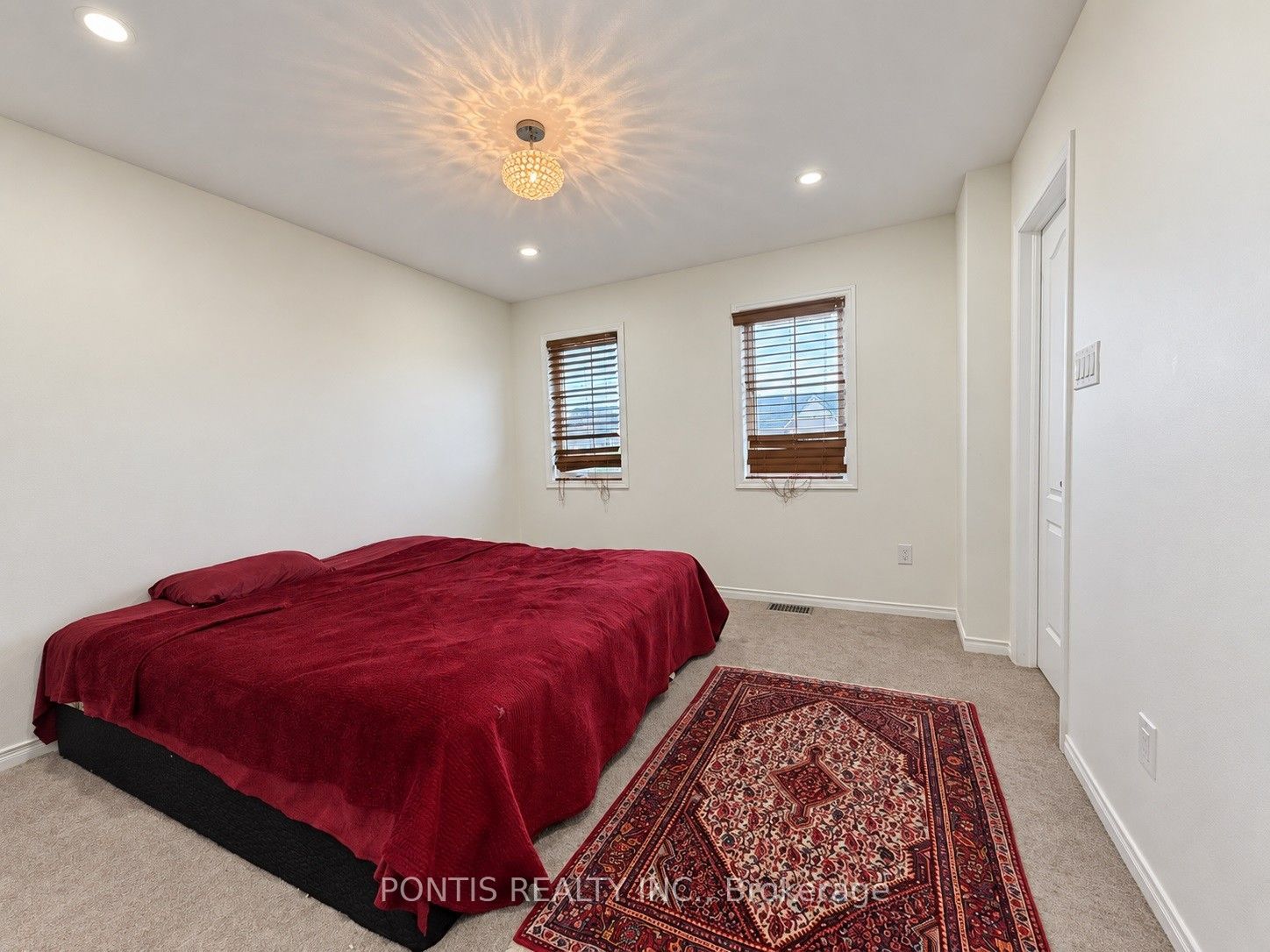 86 Munro Circle Property Photo 27