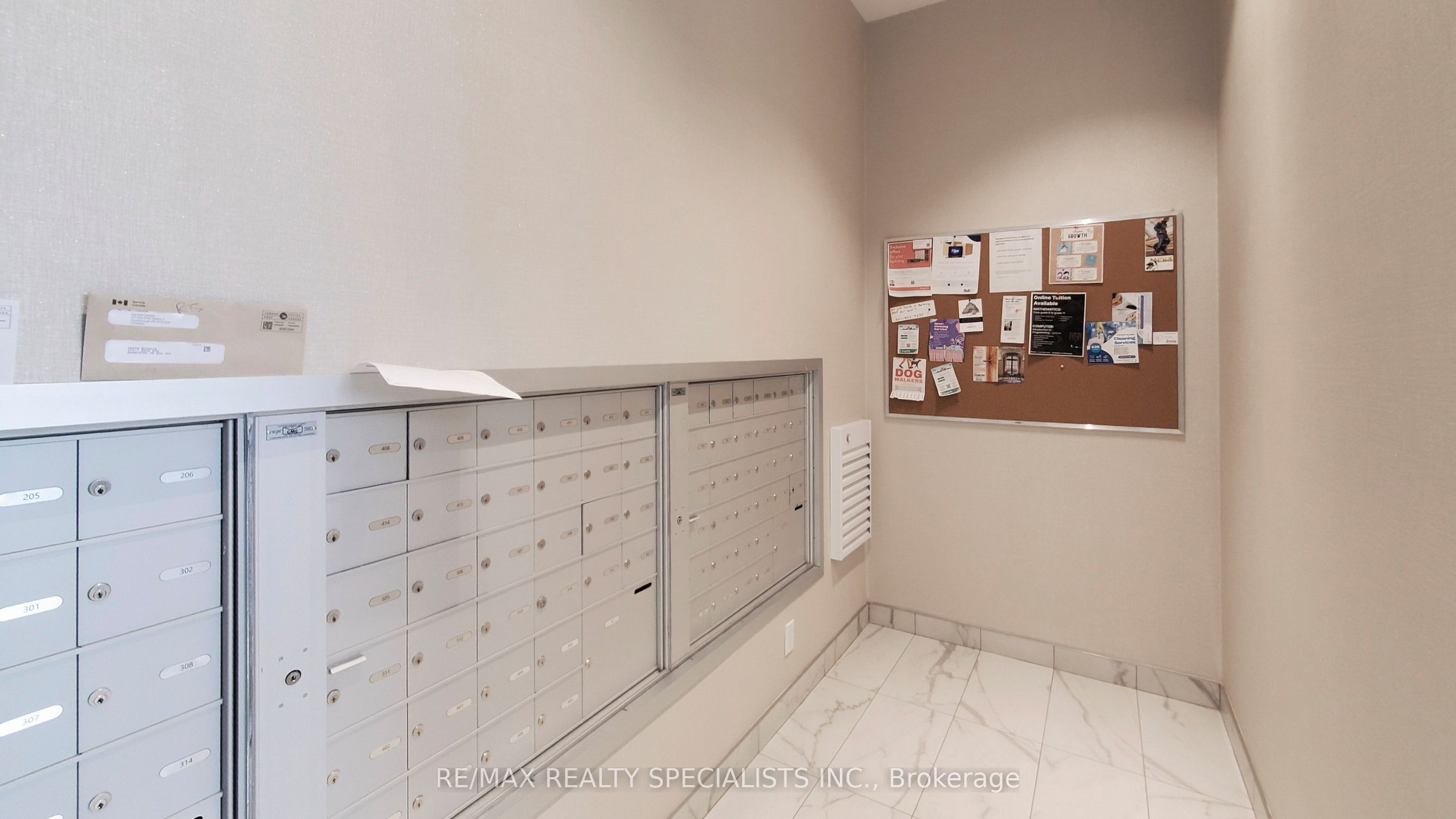 7 Erie Avenue 809 Property Photo 26