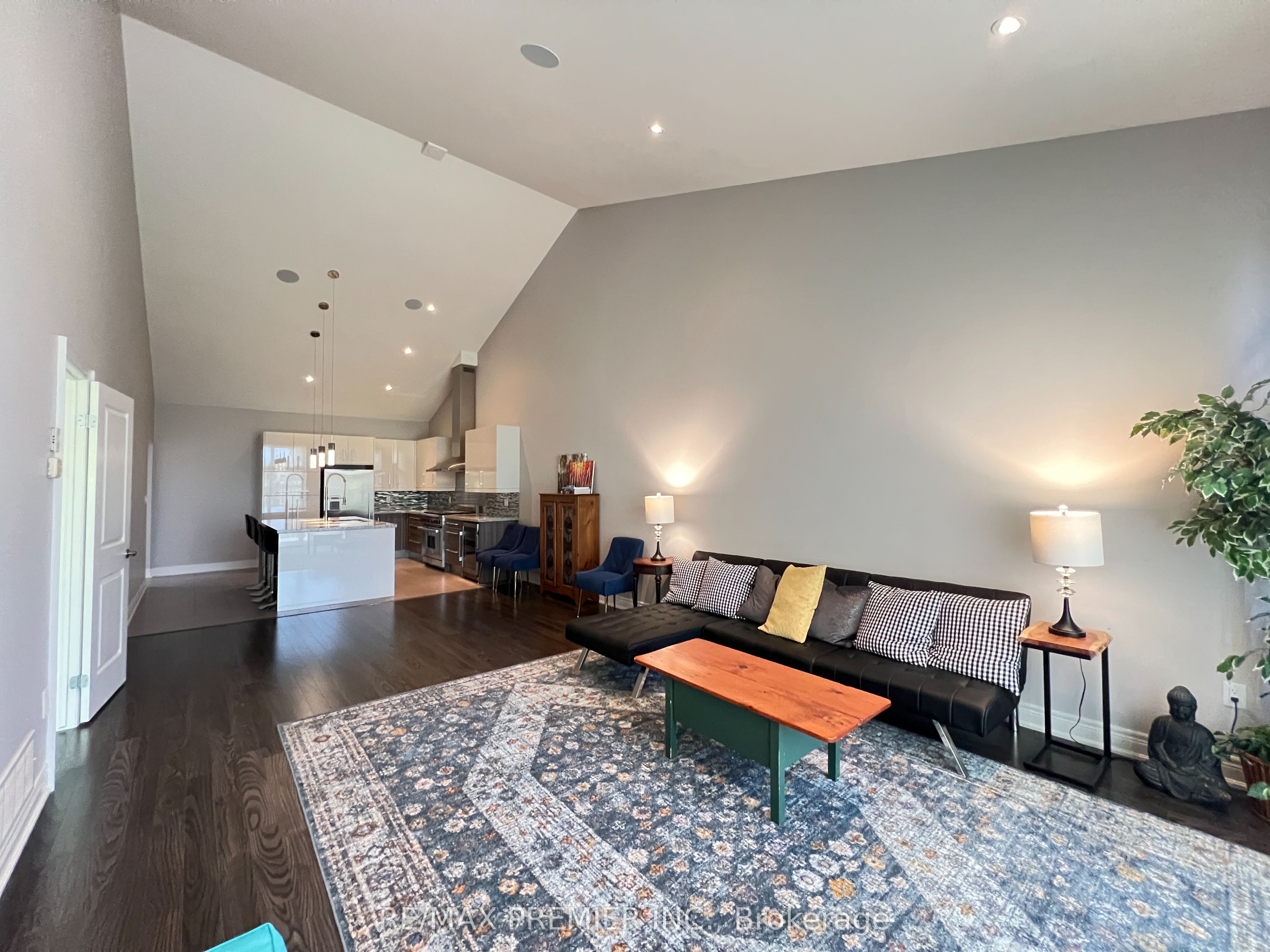 7673 Green Vista Gate 140 Property Photo 12