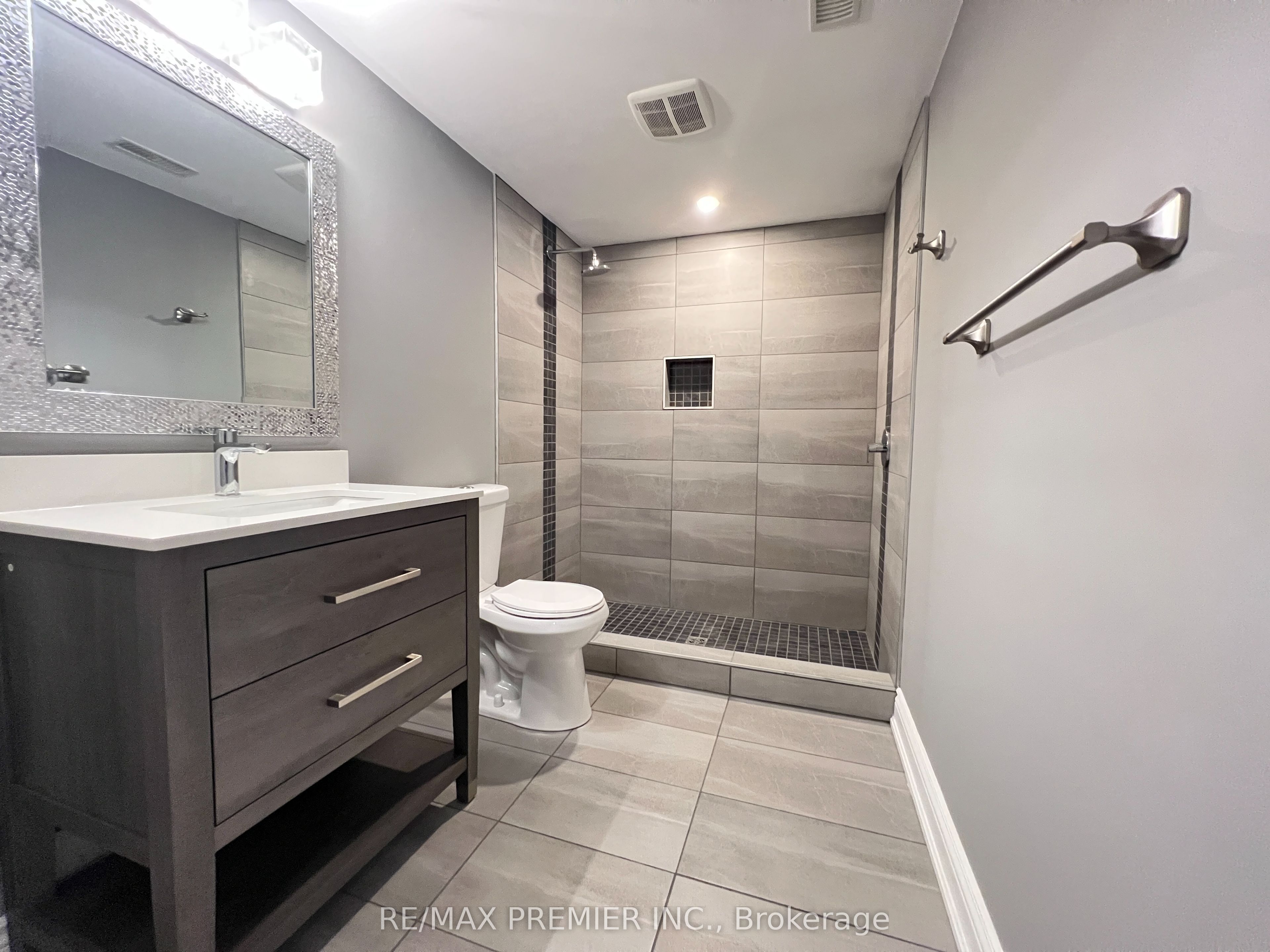 7673 Green Vista Gate 140 Property Photo 24