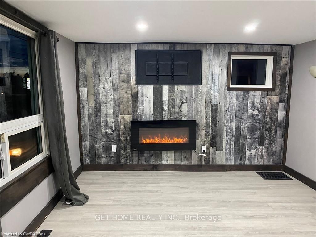 100 Lincoln Street Property Photo 2