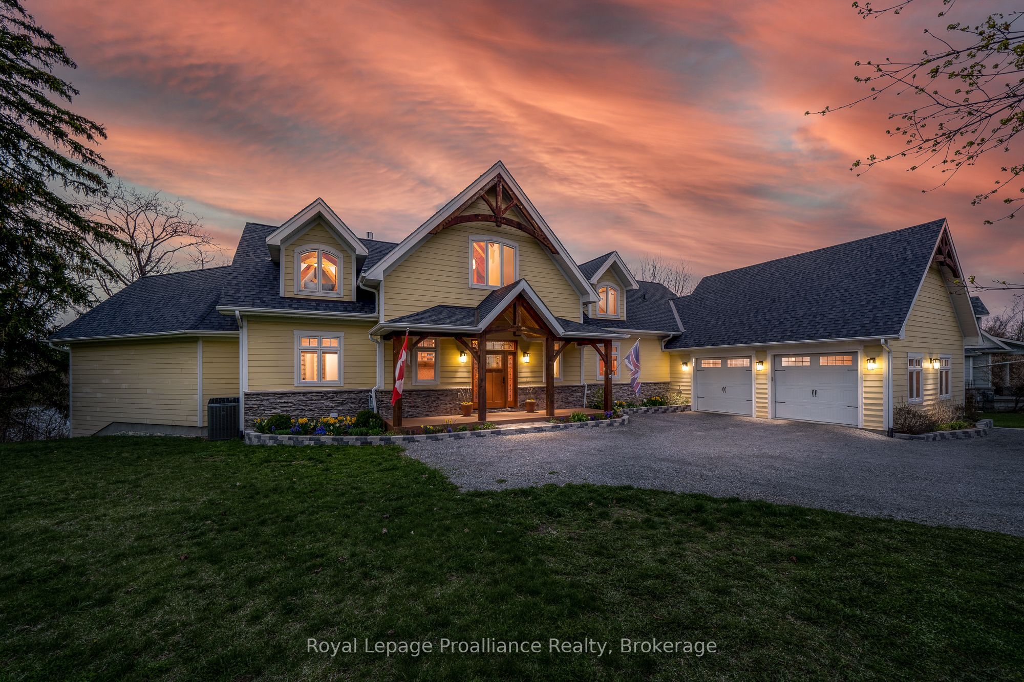 12698 Loyalist Parkway Property Photo 1