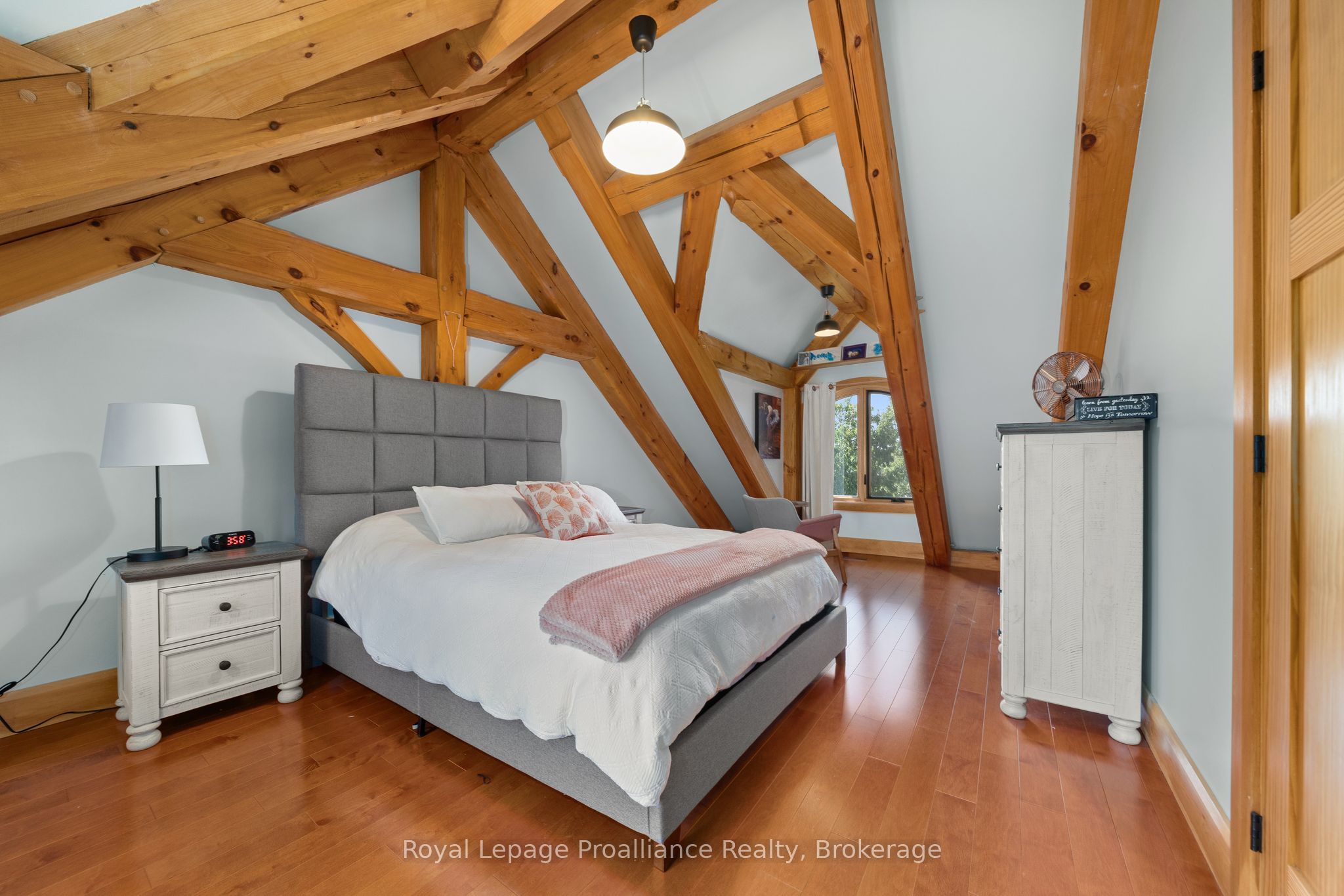 12698 Loyalist Parkway Property Photo 29