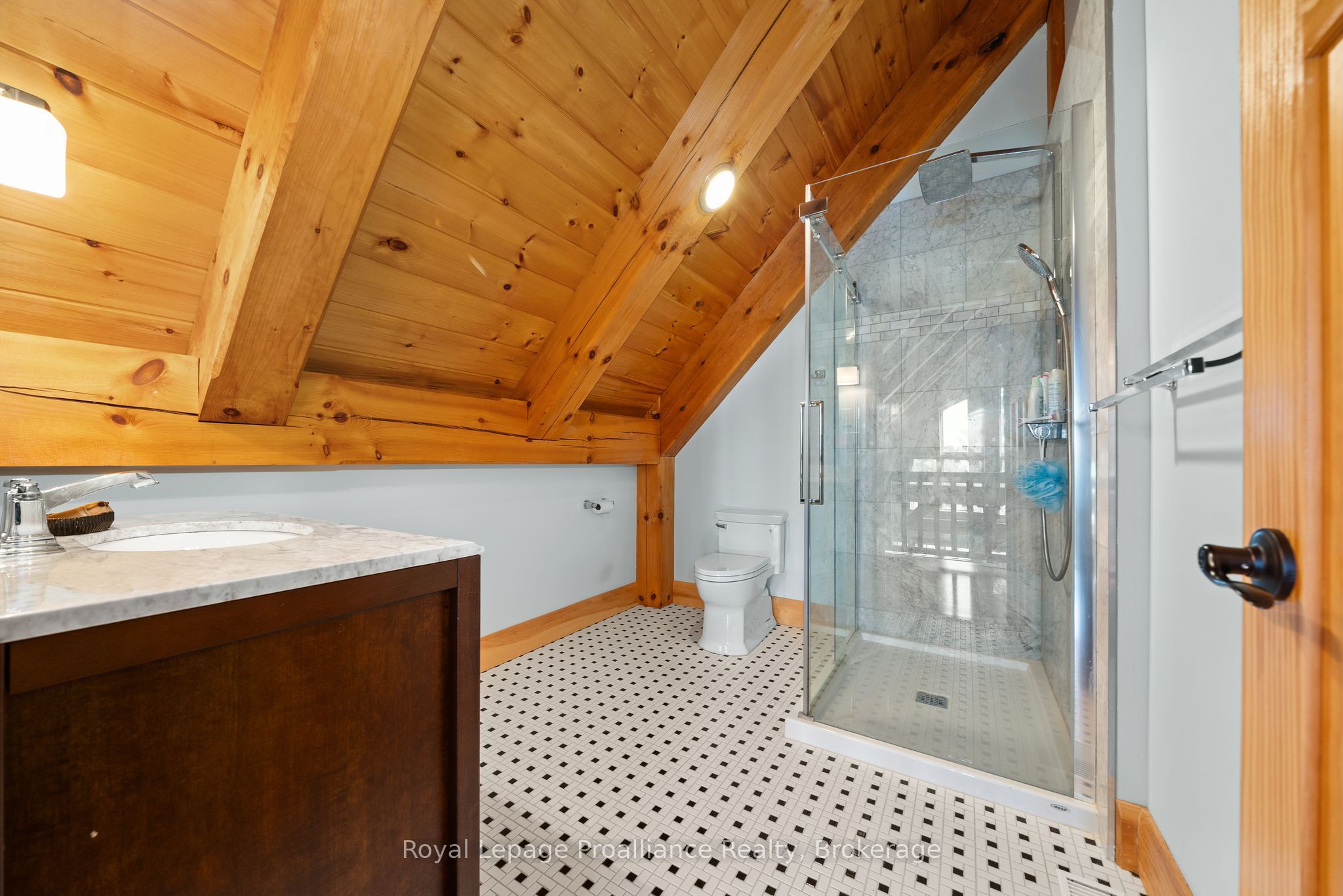 12698 Loyalist Parkway Property Photo 30