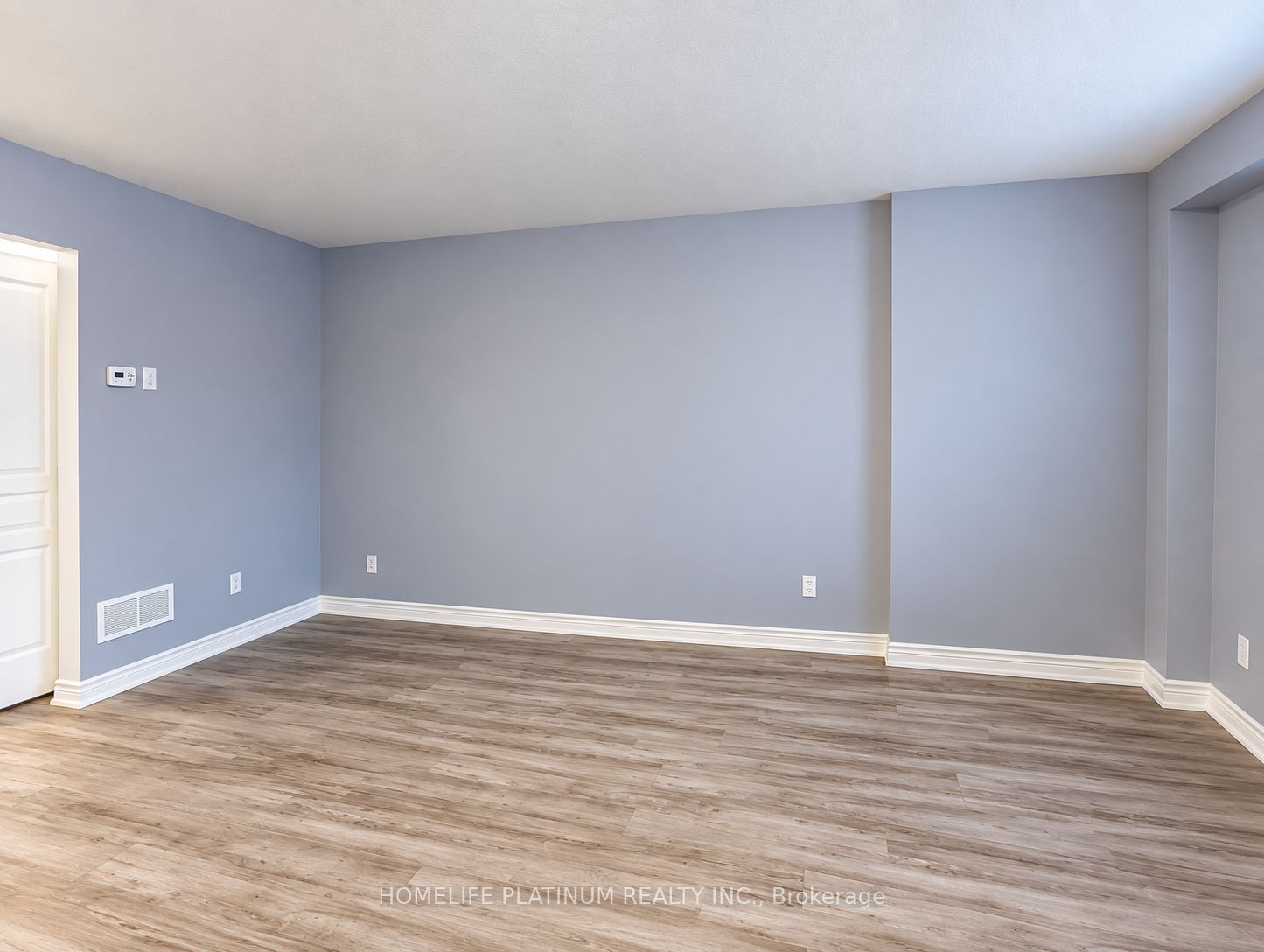 7768 Ascot Circle 43 Property Photo 15