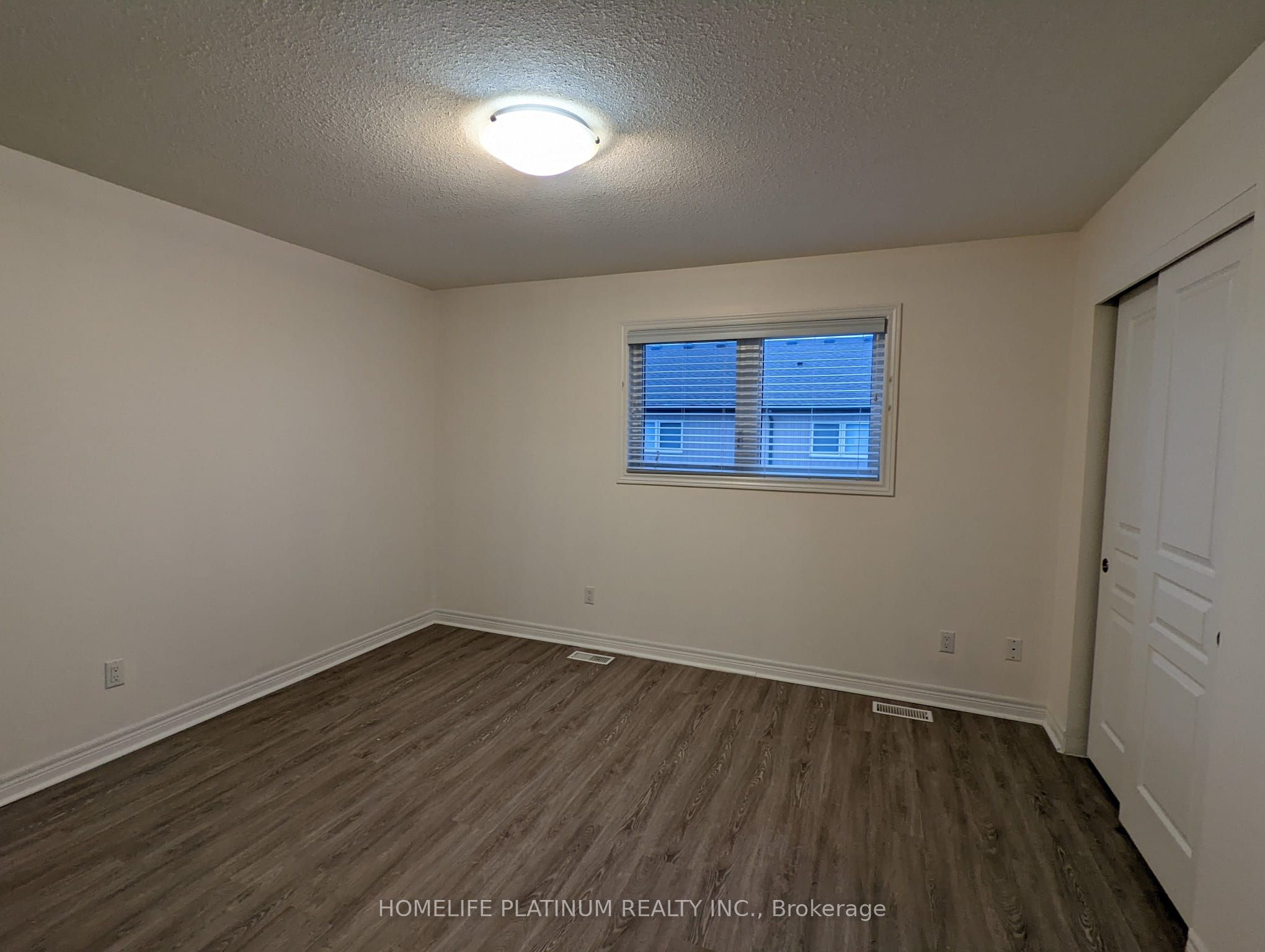 7768 Ascot Circle 43 Property Photo 18