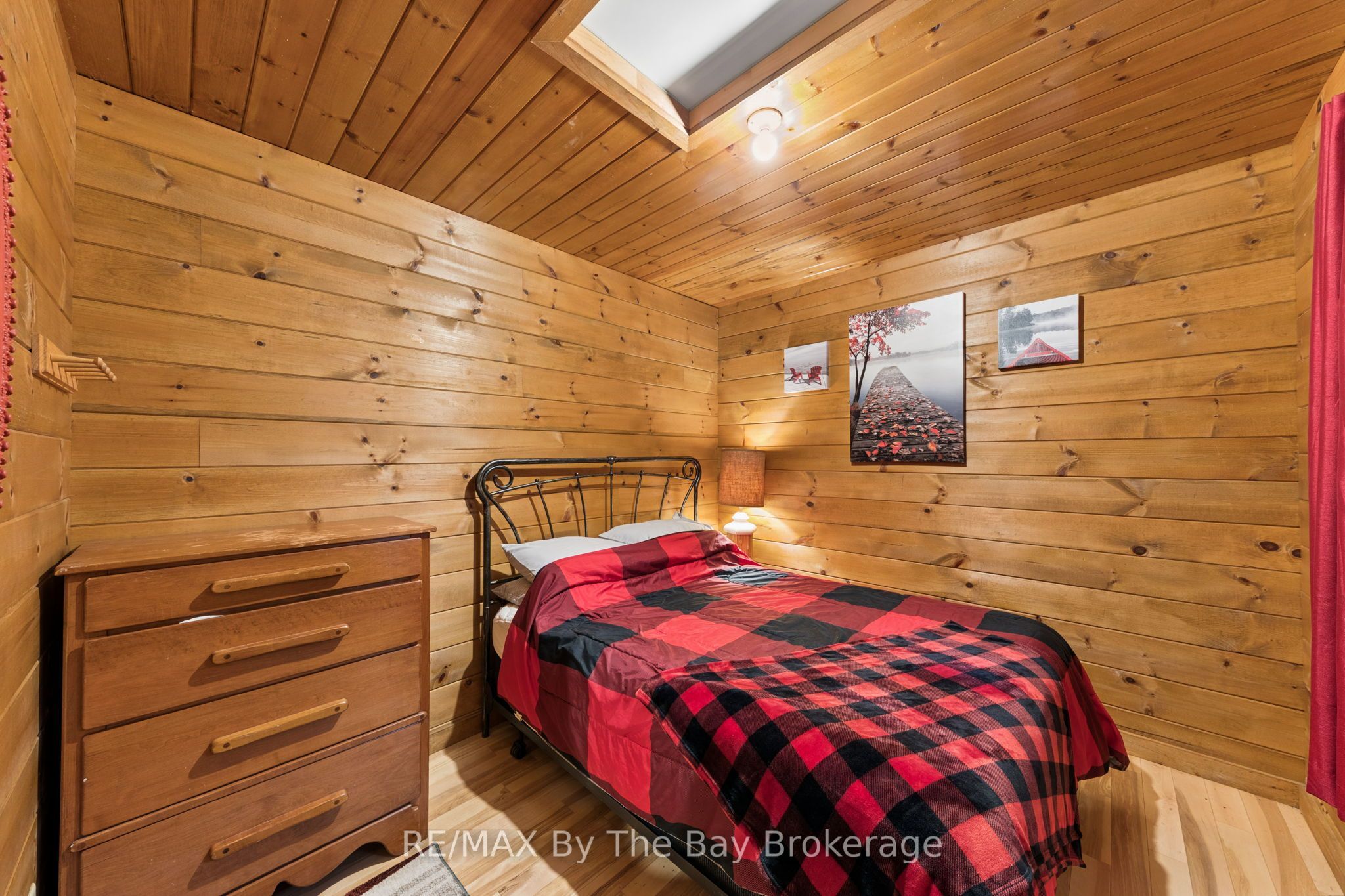 10158 Georgian Bay Shore Property Photo 21