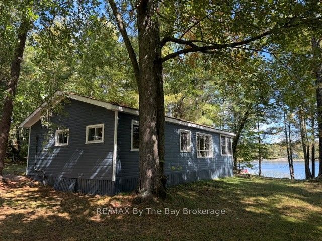 10158 Georgian Bay Shore Property Photo 31