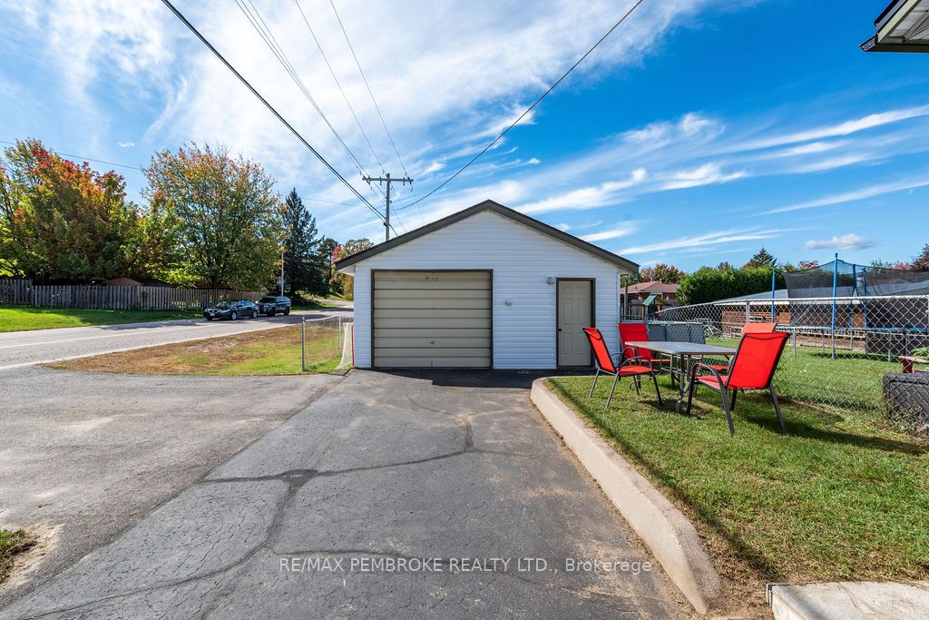 53 Doran Street Property Photo 6