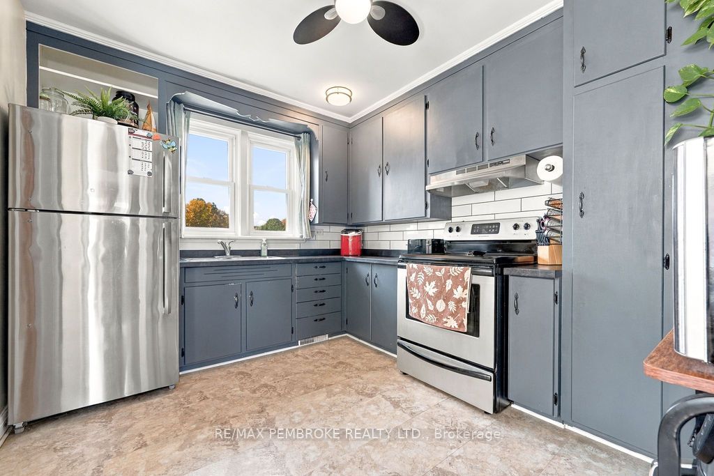 53 Doran Street Property Photo 7