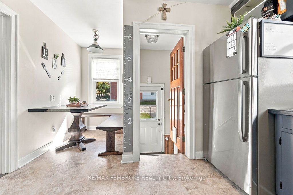 53 Doran Street Property Photo 12