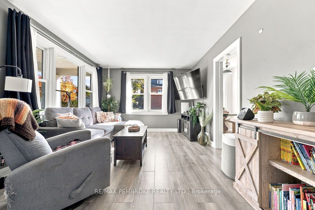 53 Doran Street Property Photo 16