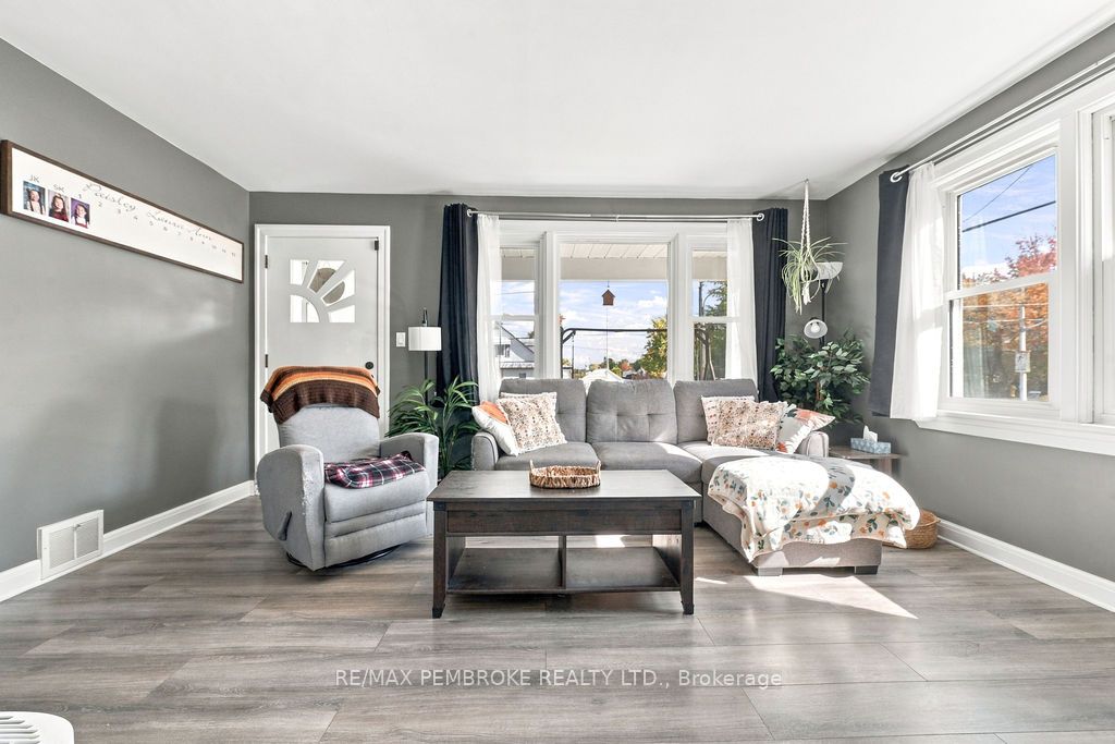 53 Doran Street Property Photo 17