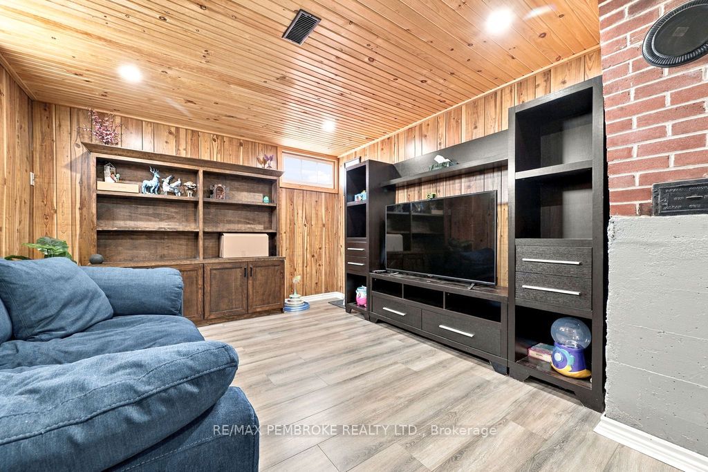 53 Doran Street Property Photo 26