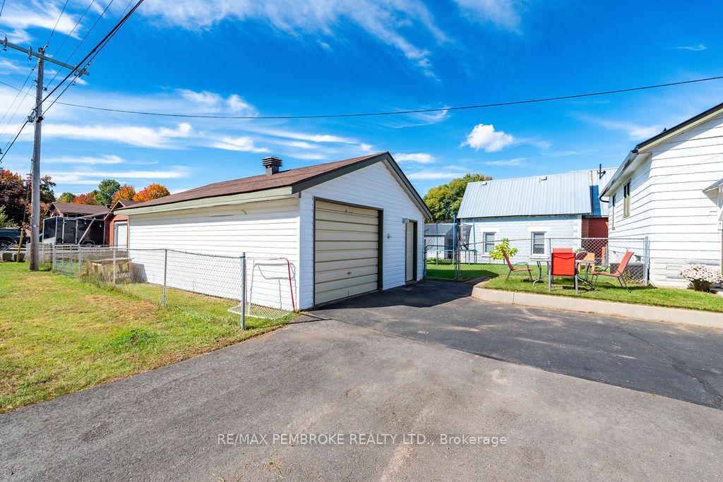 53 Doran Street Property Photo 32
