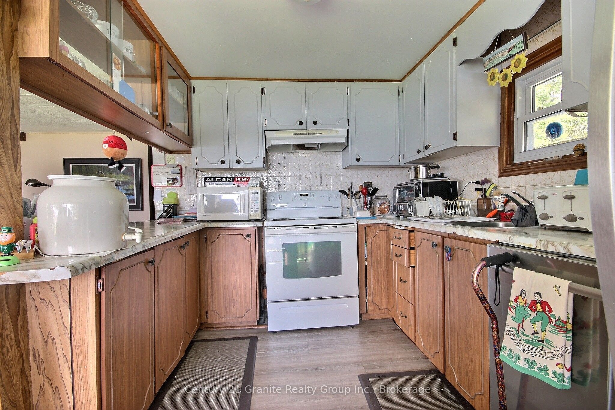 1051 Halls Lake Road Property Photo 9