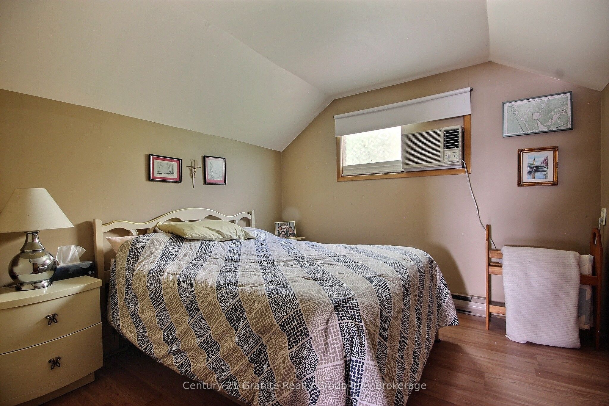 1051 Halls Lake Road Property Photo 13