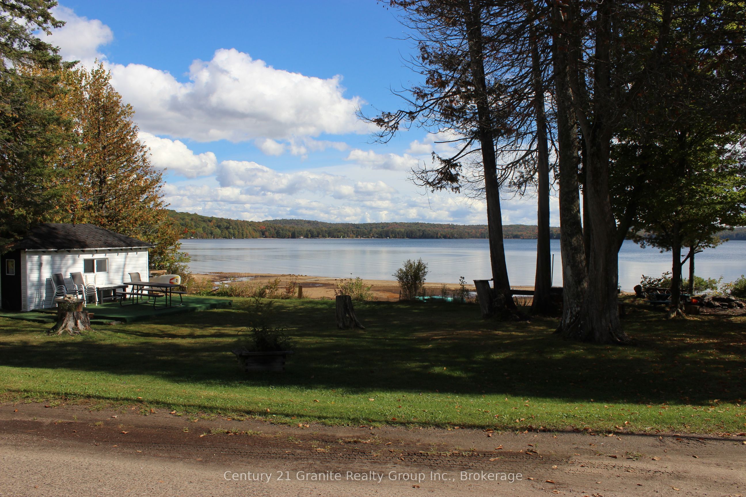 1051 Halls Lake Road Property Photo 20