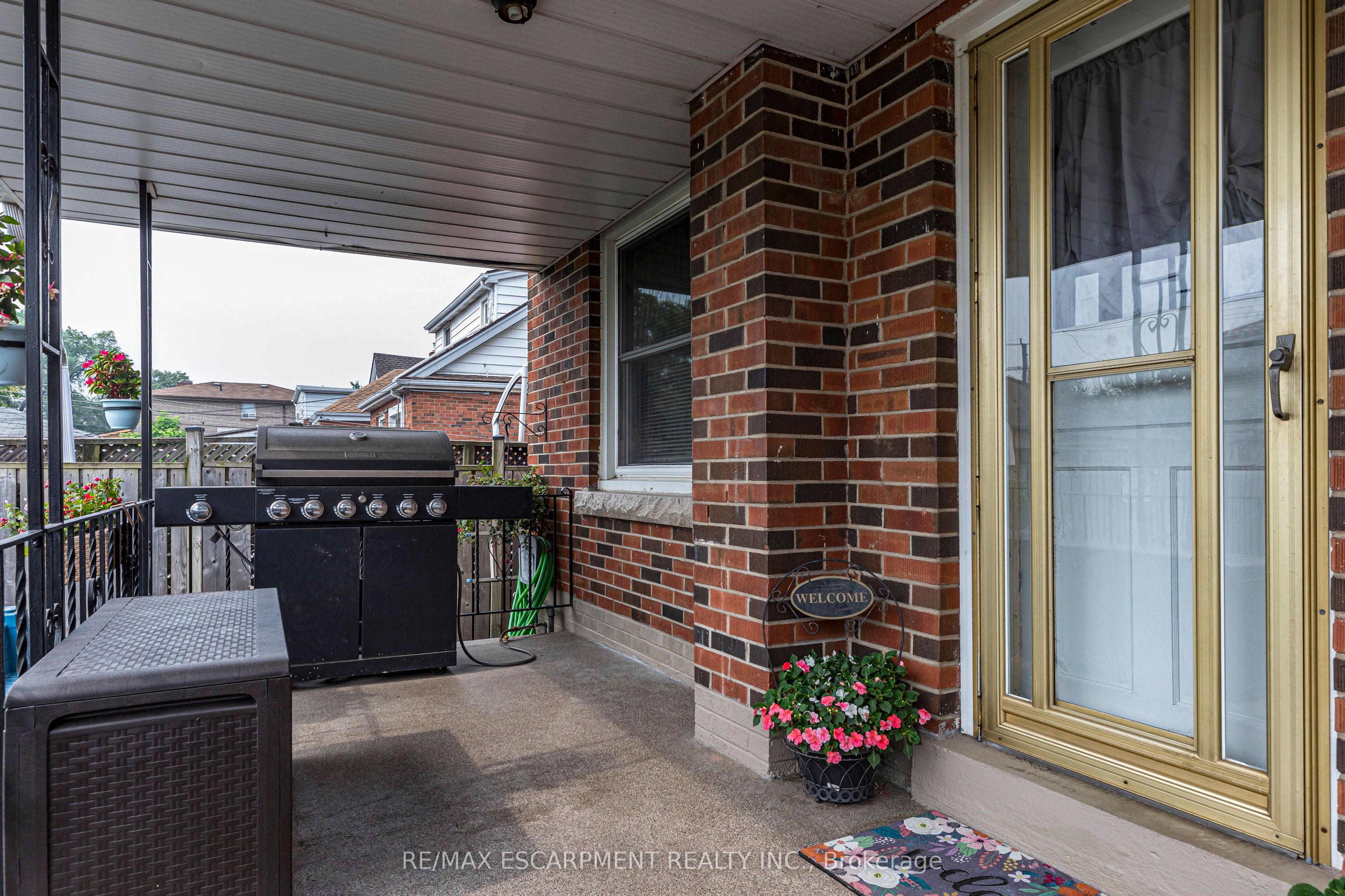 118 Julian Avenue Property Photo 39