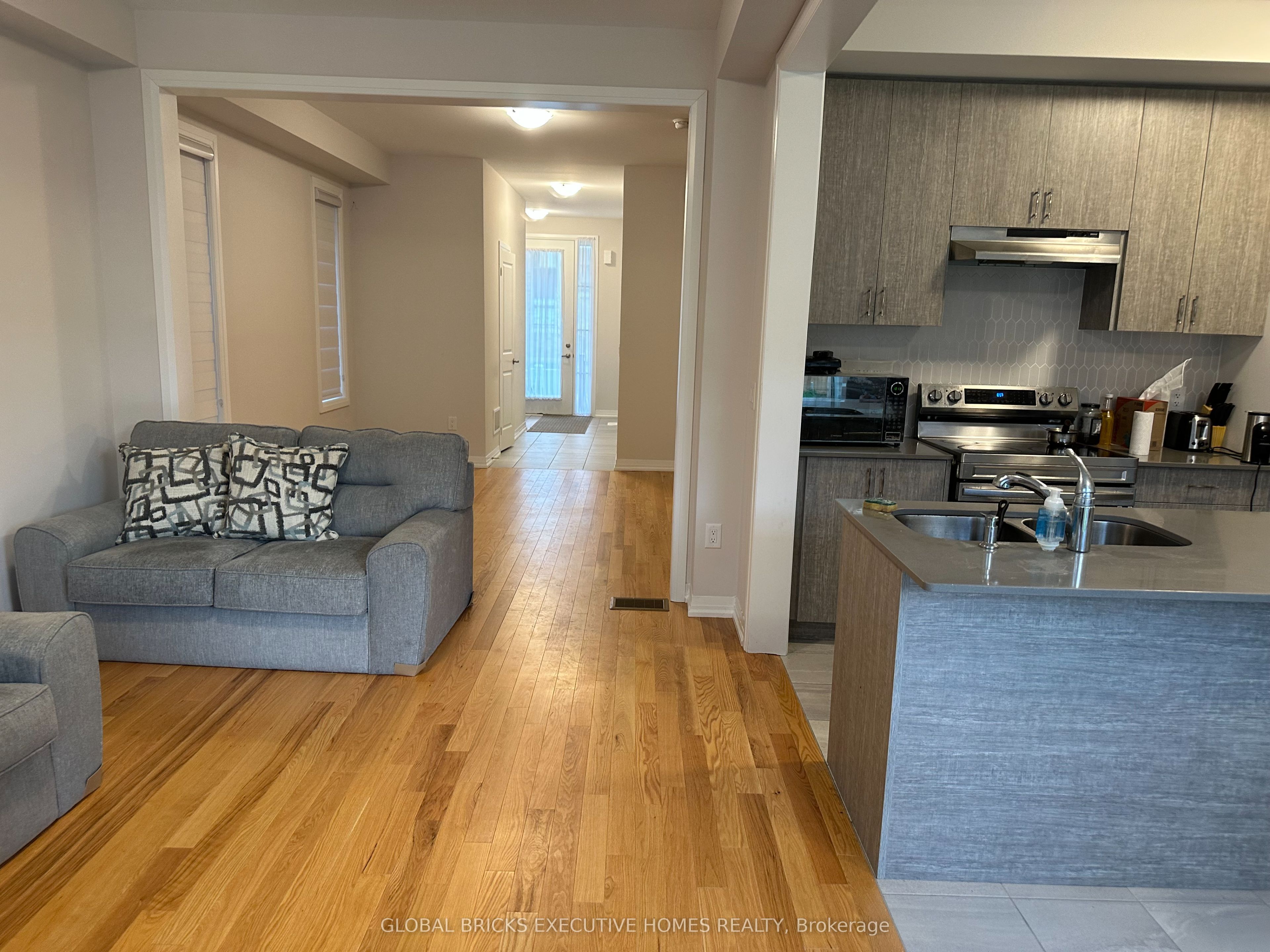 20 Blacklock Street Property Photo 3