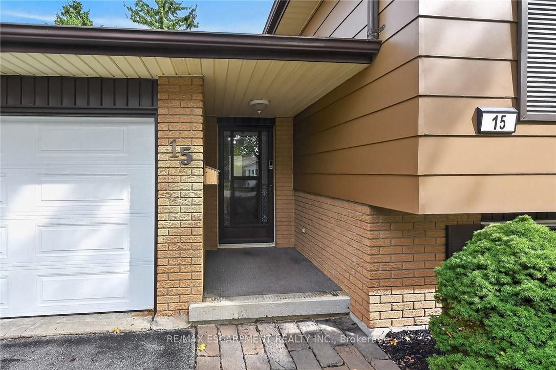 15 Miller Crescent Property Photo 3