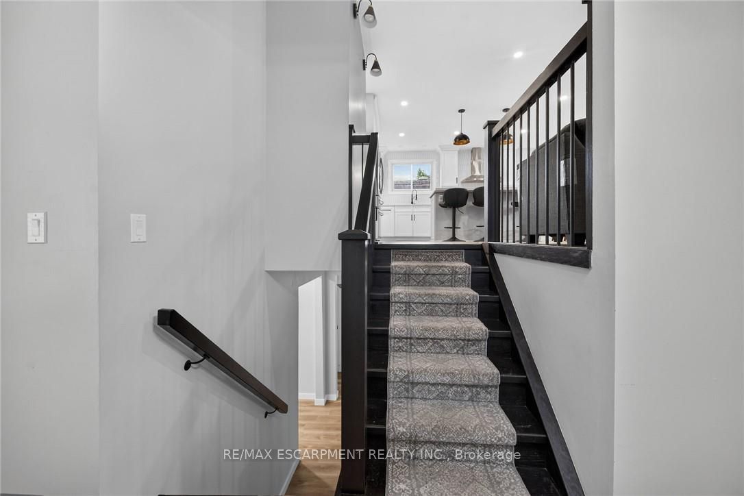 15 Miller Crescent Property Photo 6