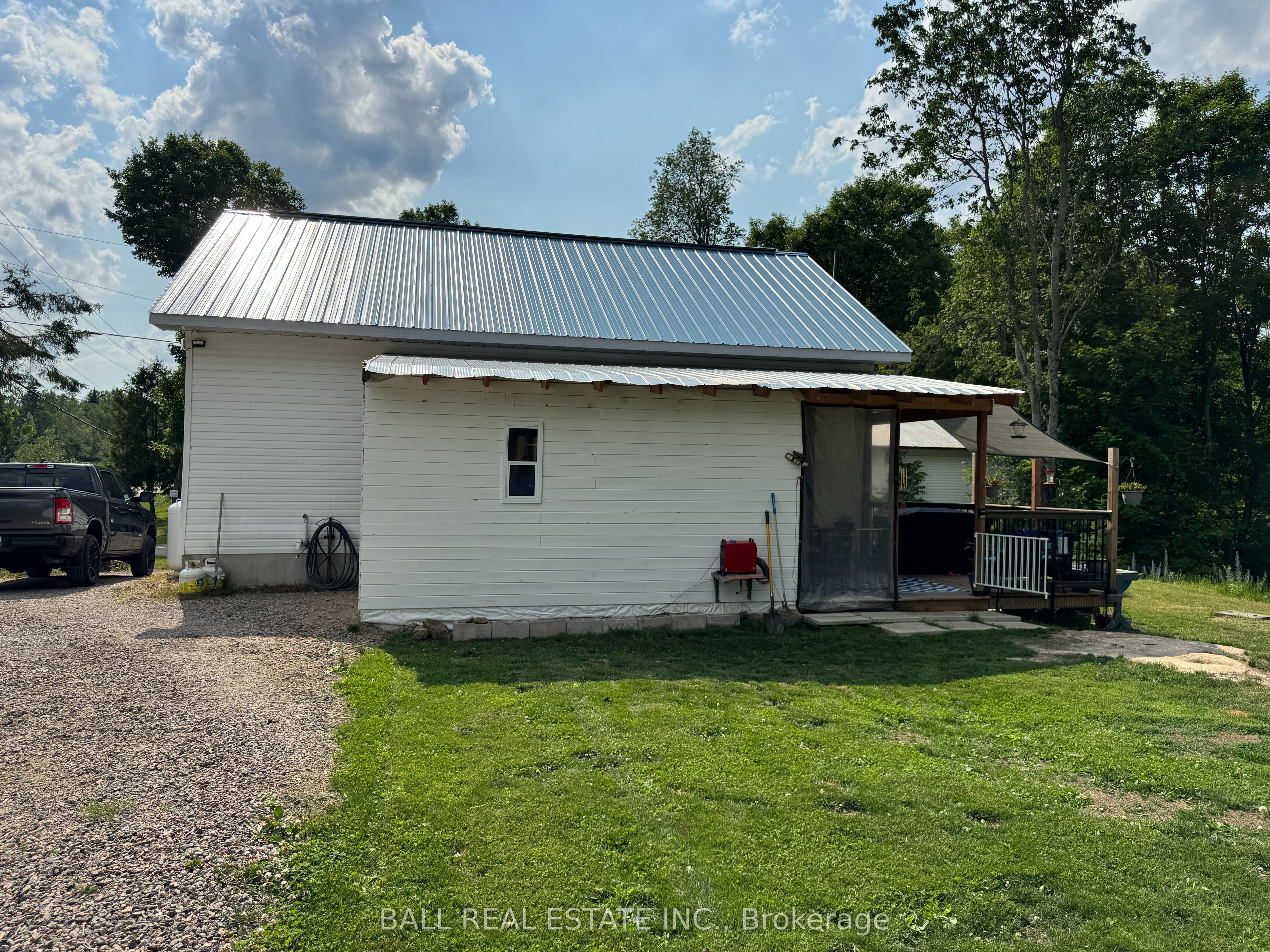 10419 County Road 503 Property Photo 1