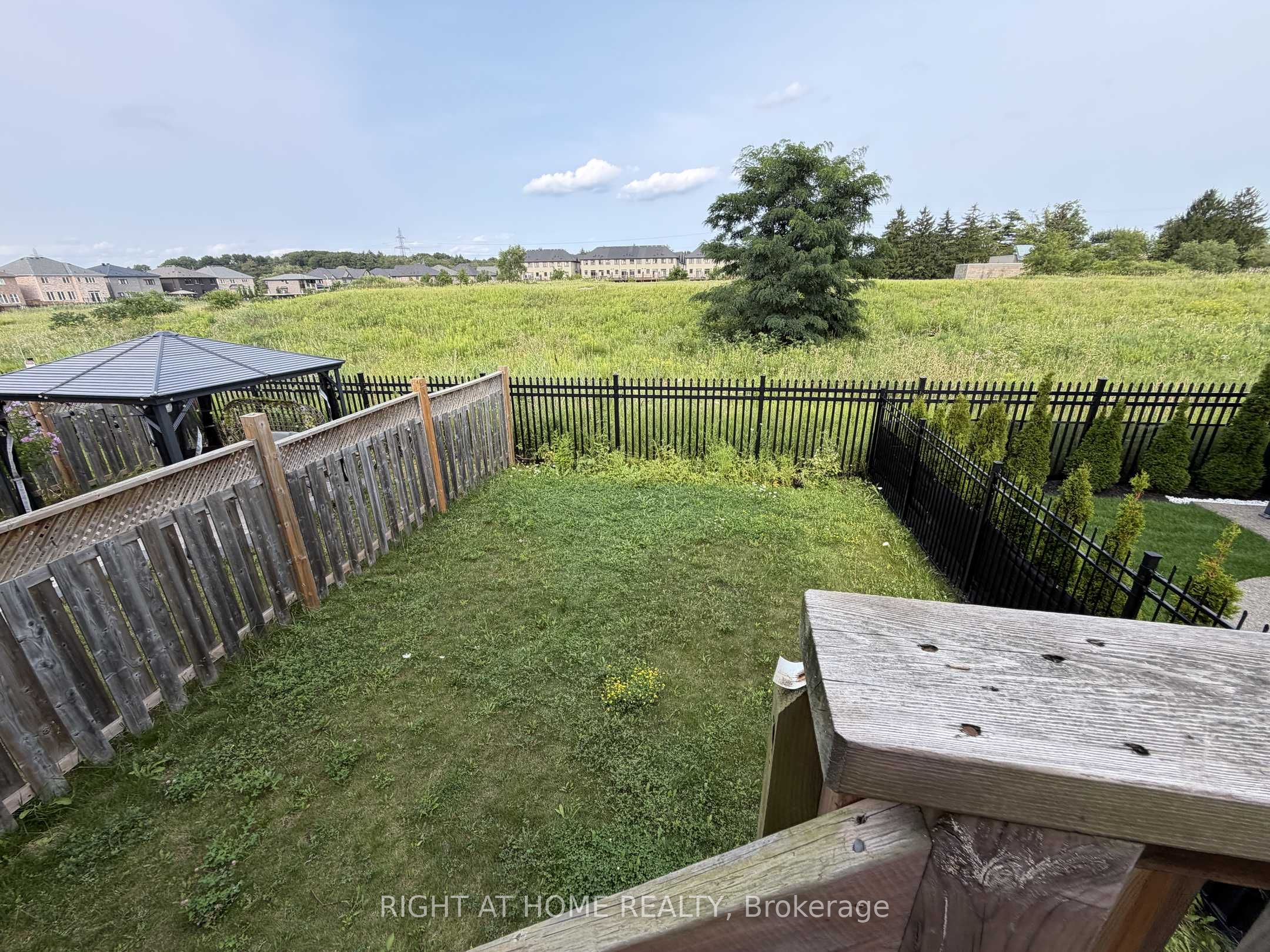 52 Heming Trail Property Photo 22