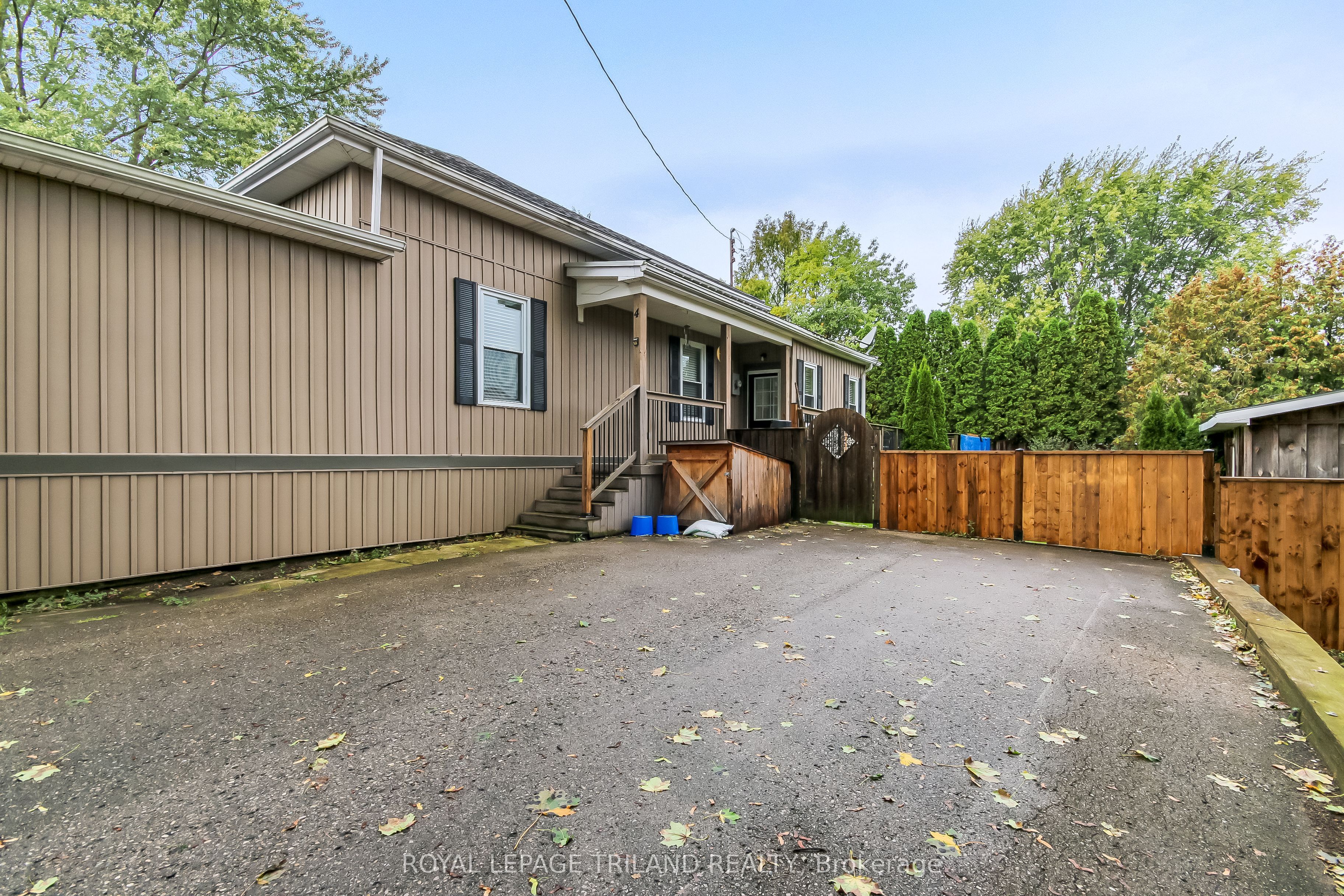 4 Mary Street Property Photo 14
