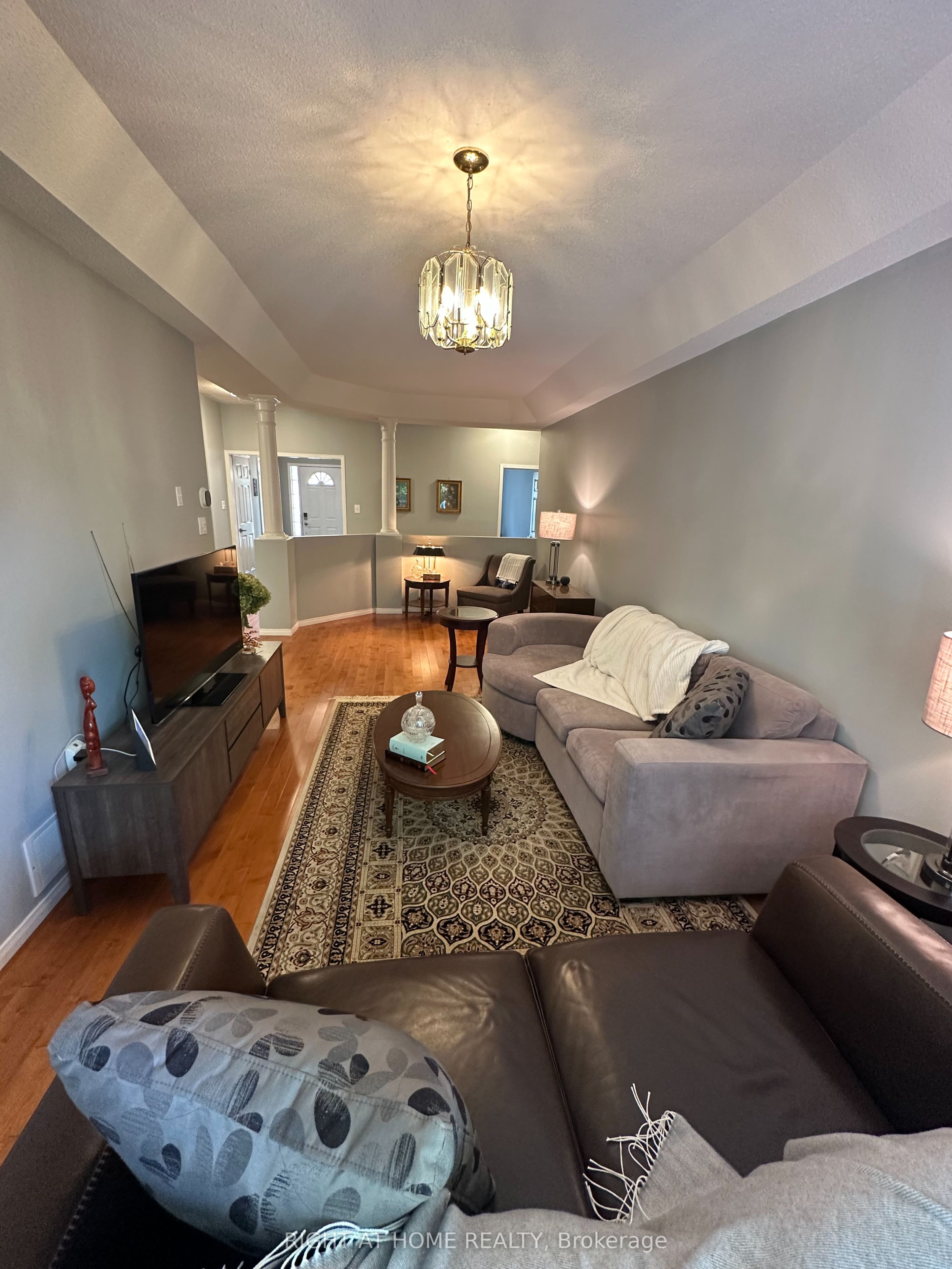 4369 Goldenwood Drive Property Photo 4