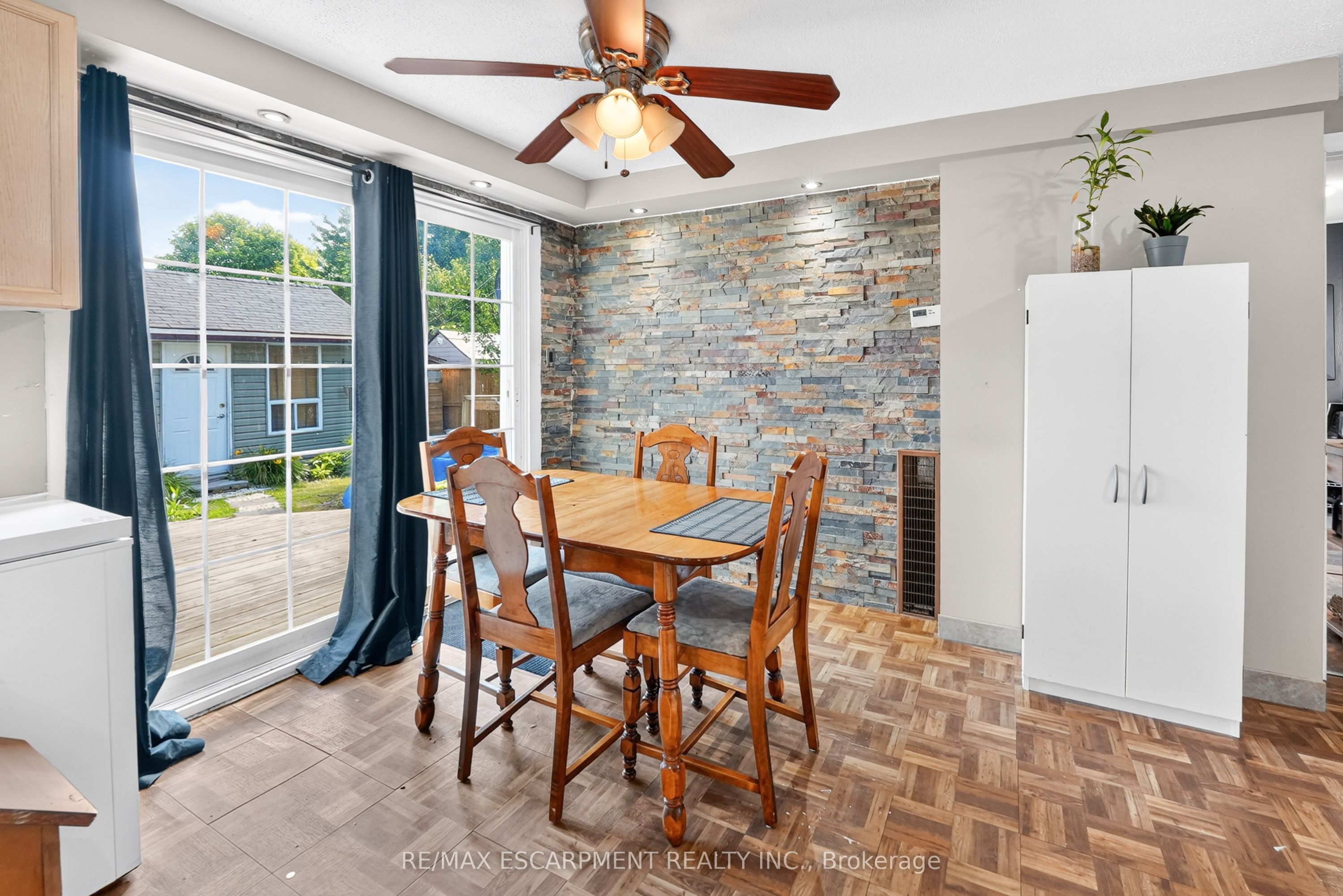 503 John Street Property Photo 12