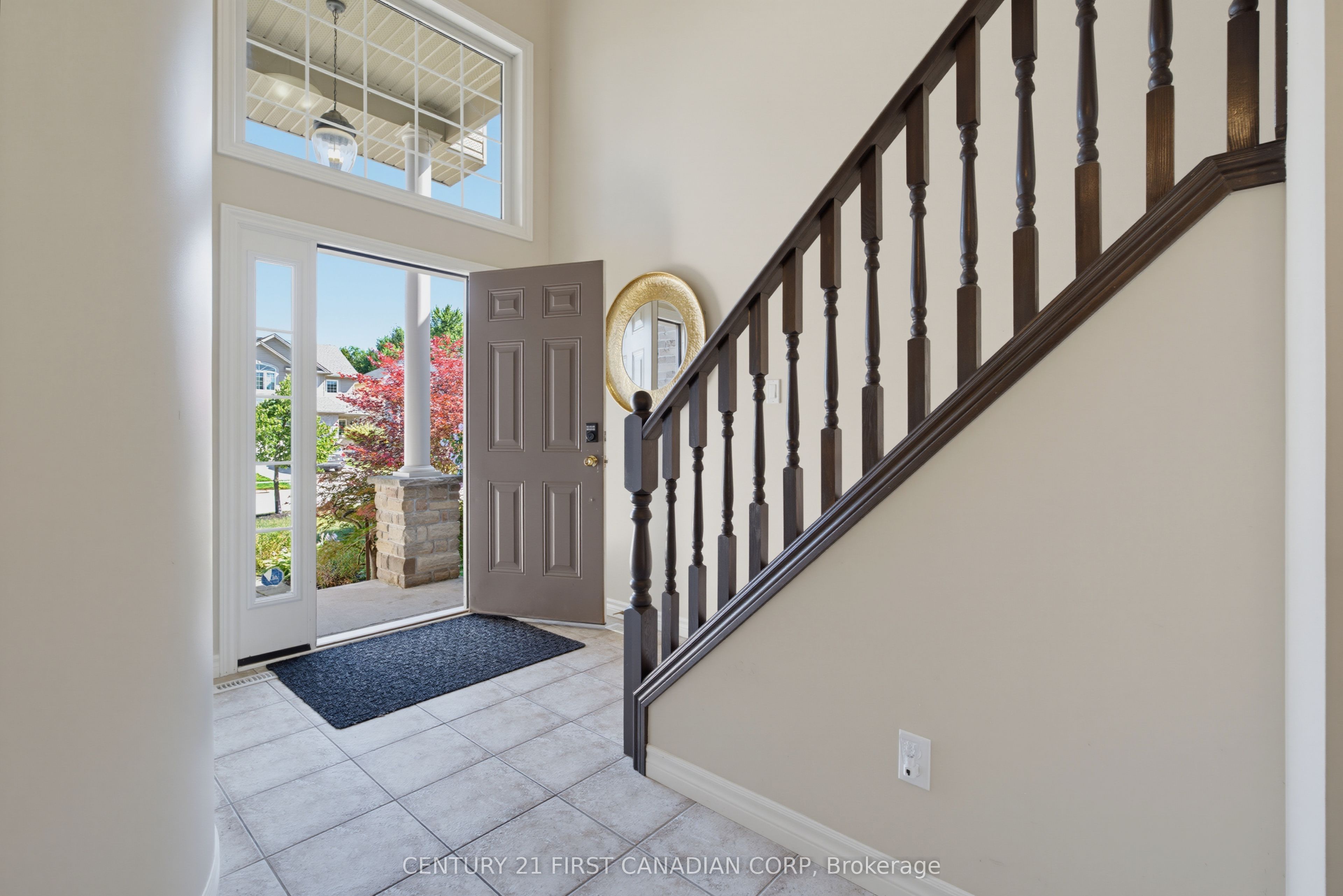 1197 Smither Road Property Photo 5
