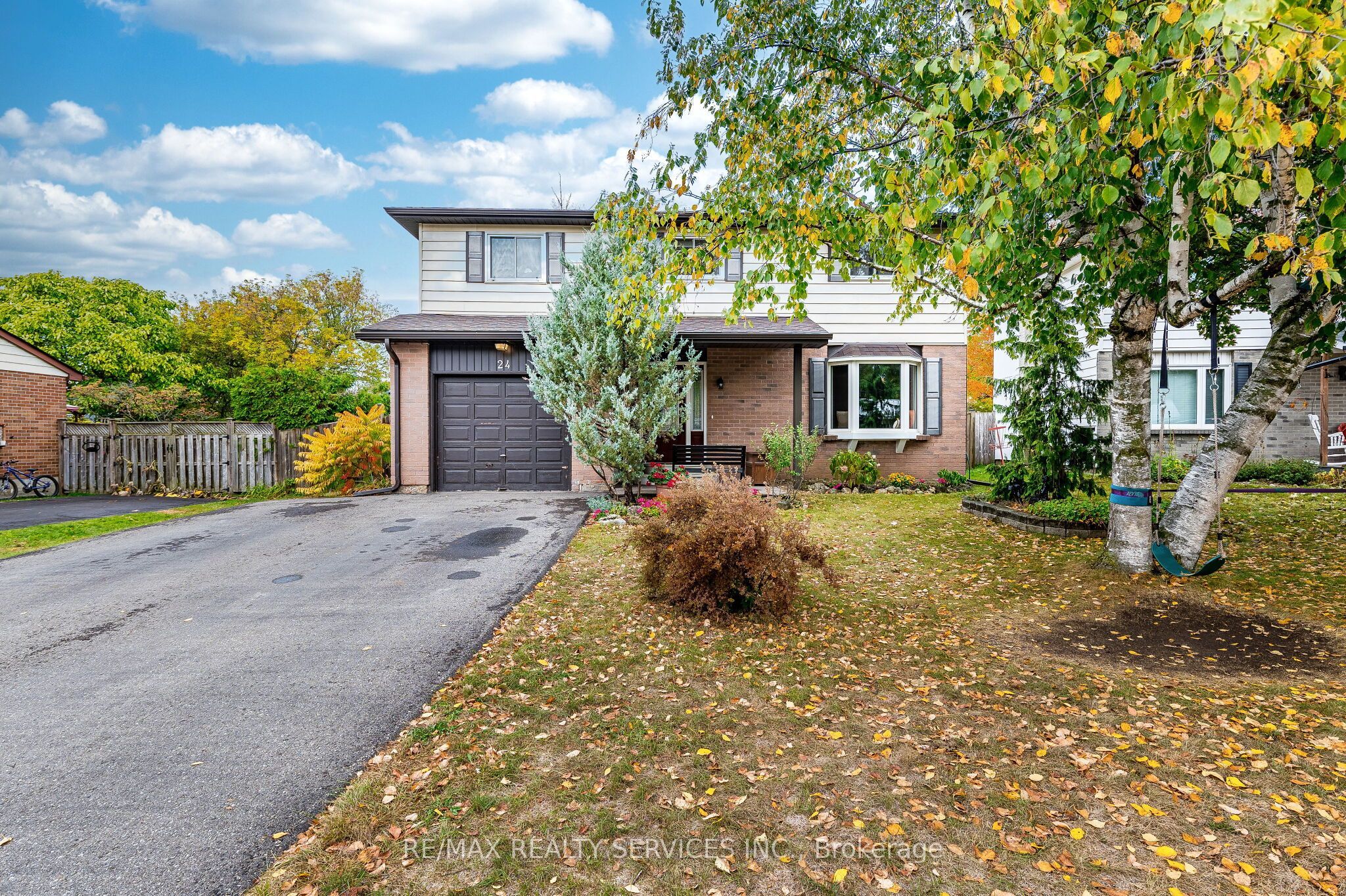 24 Carberry Road Street Property Photo 2