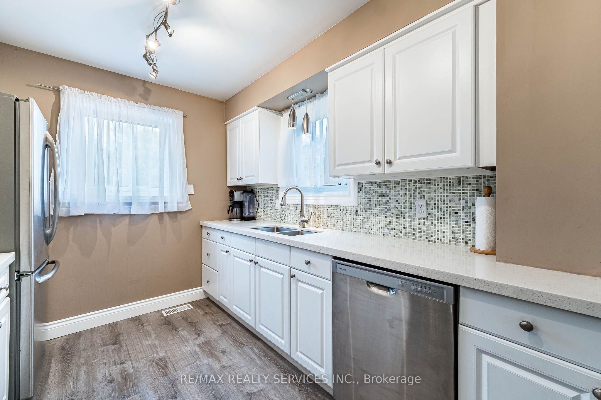 24 Carberry Road Street Property Photo 20