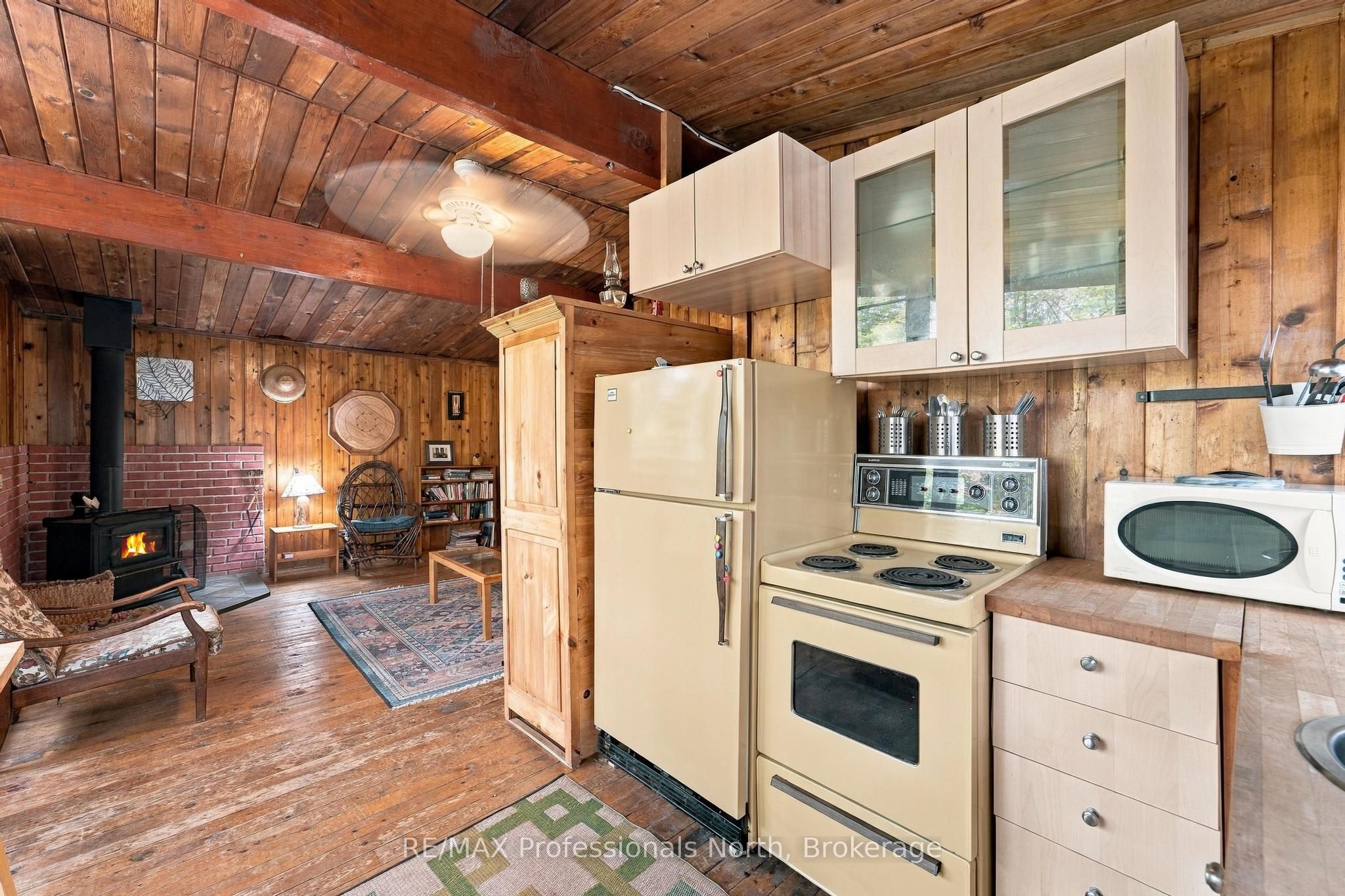 1086 Dragonfly Lane Property Photo 7