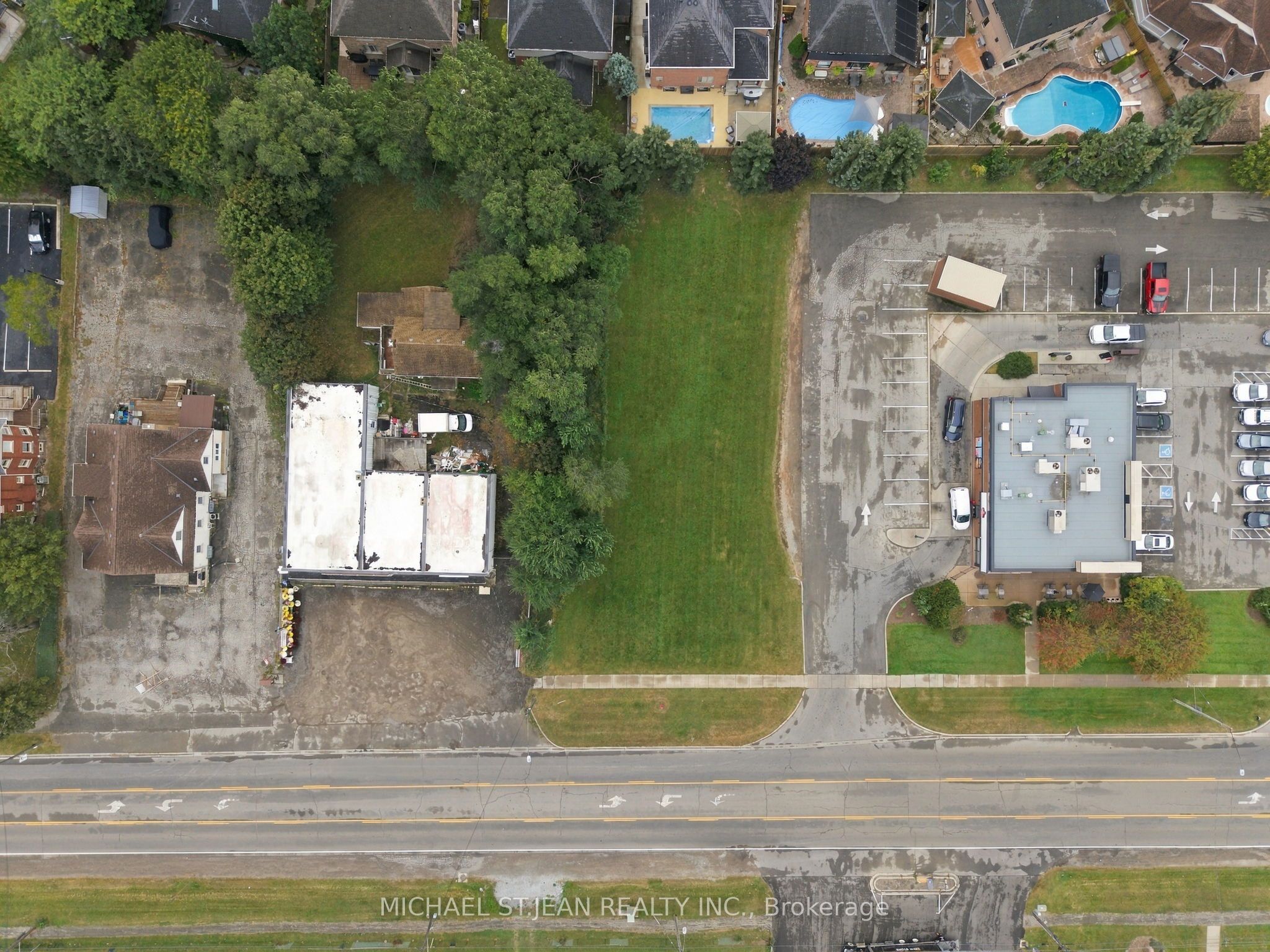 1242 Highway 8 Property Photo 10