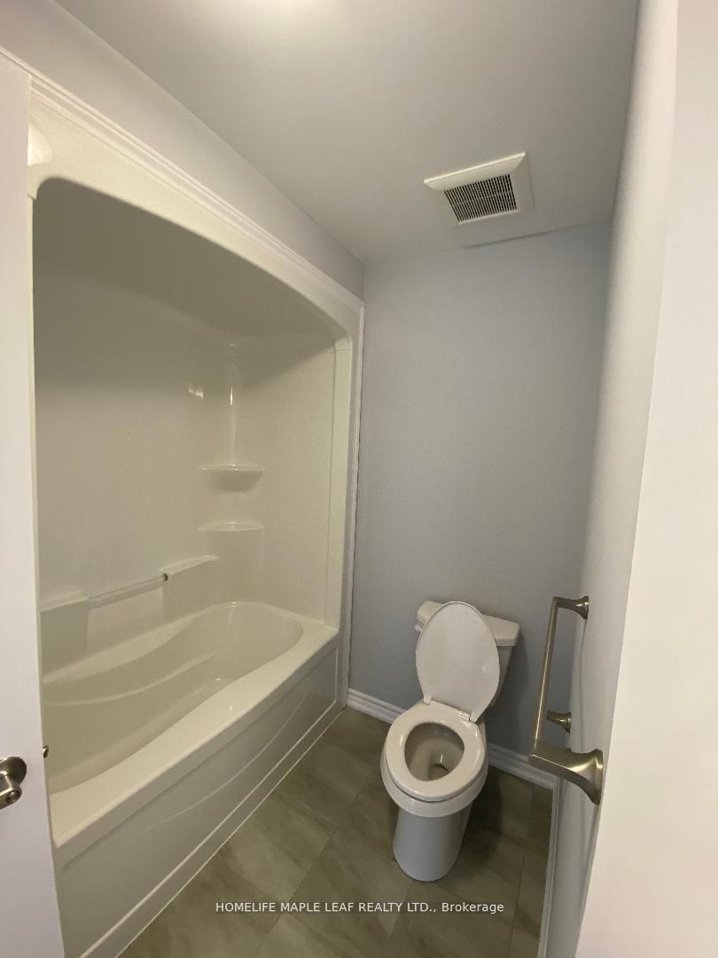 5672 Dorchester Road 6 Property Photo 7