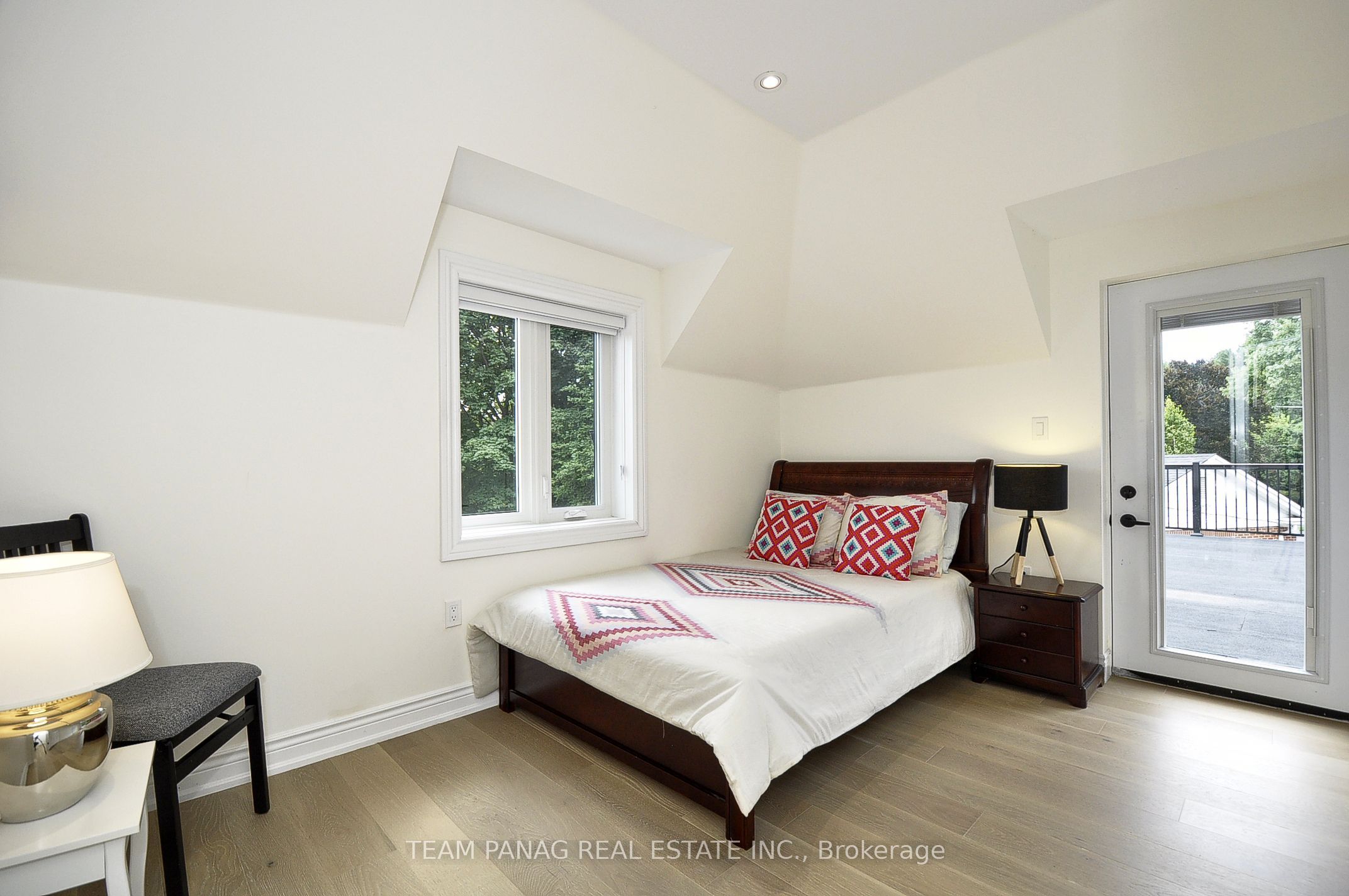 300 Mount Pleasant Road Property Photo 30