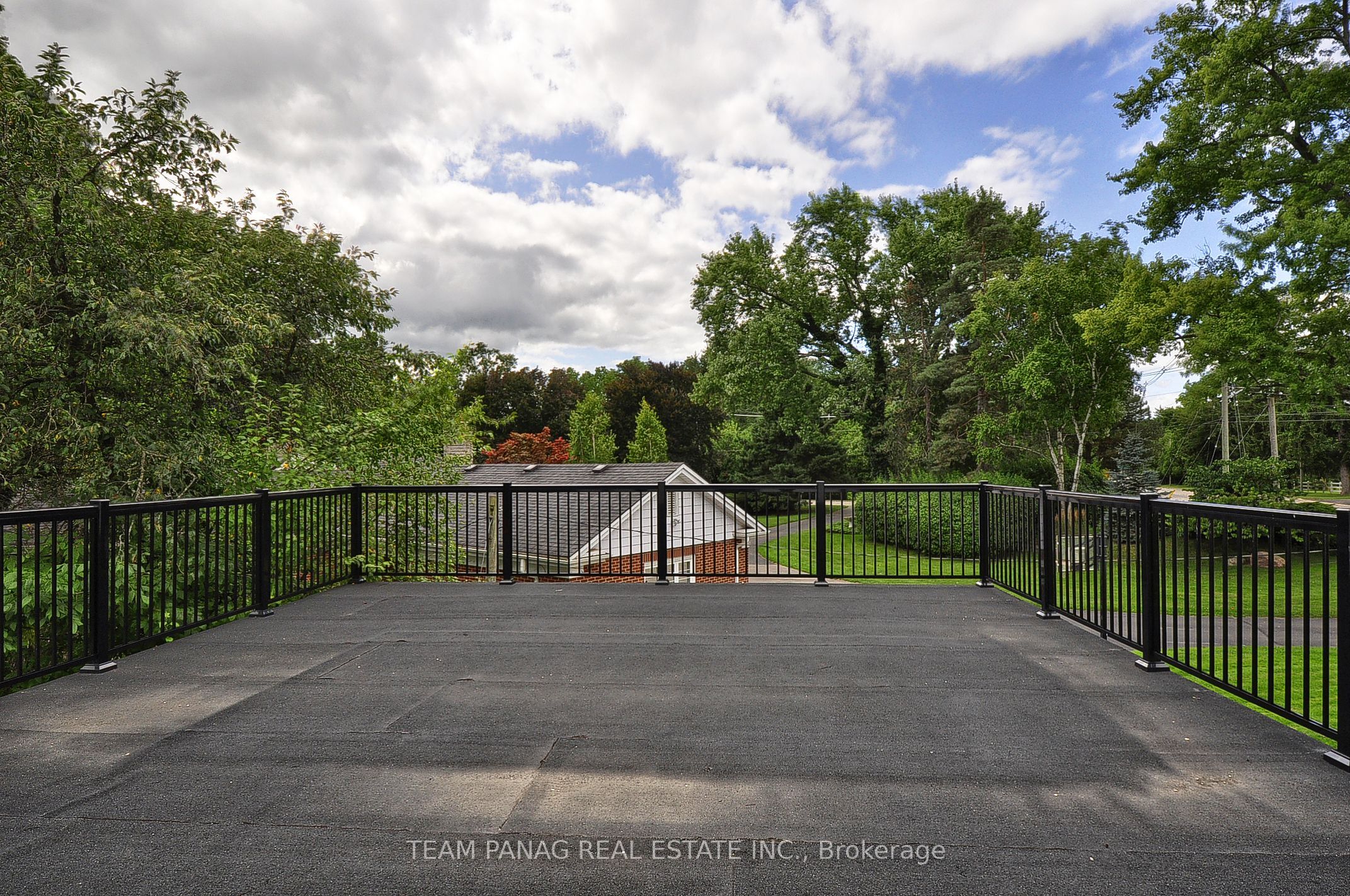 300 Mount Pleasant Road Property Photo 31