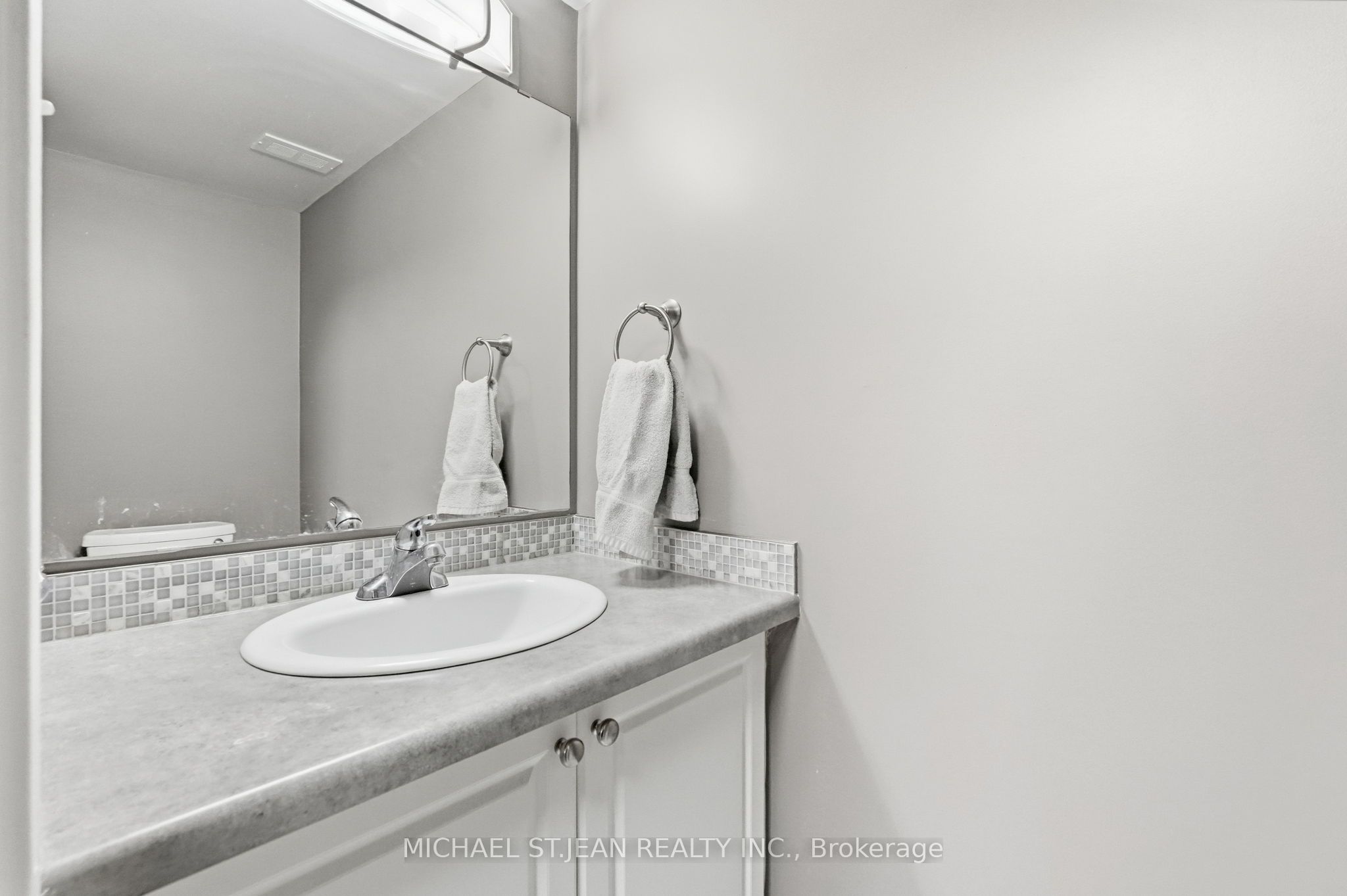 301 Frances Avenue 705 Property Photo 29