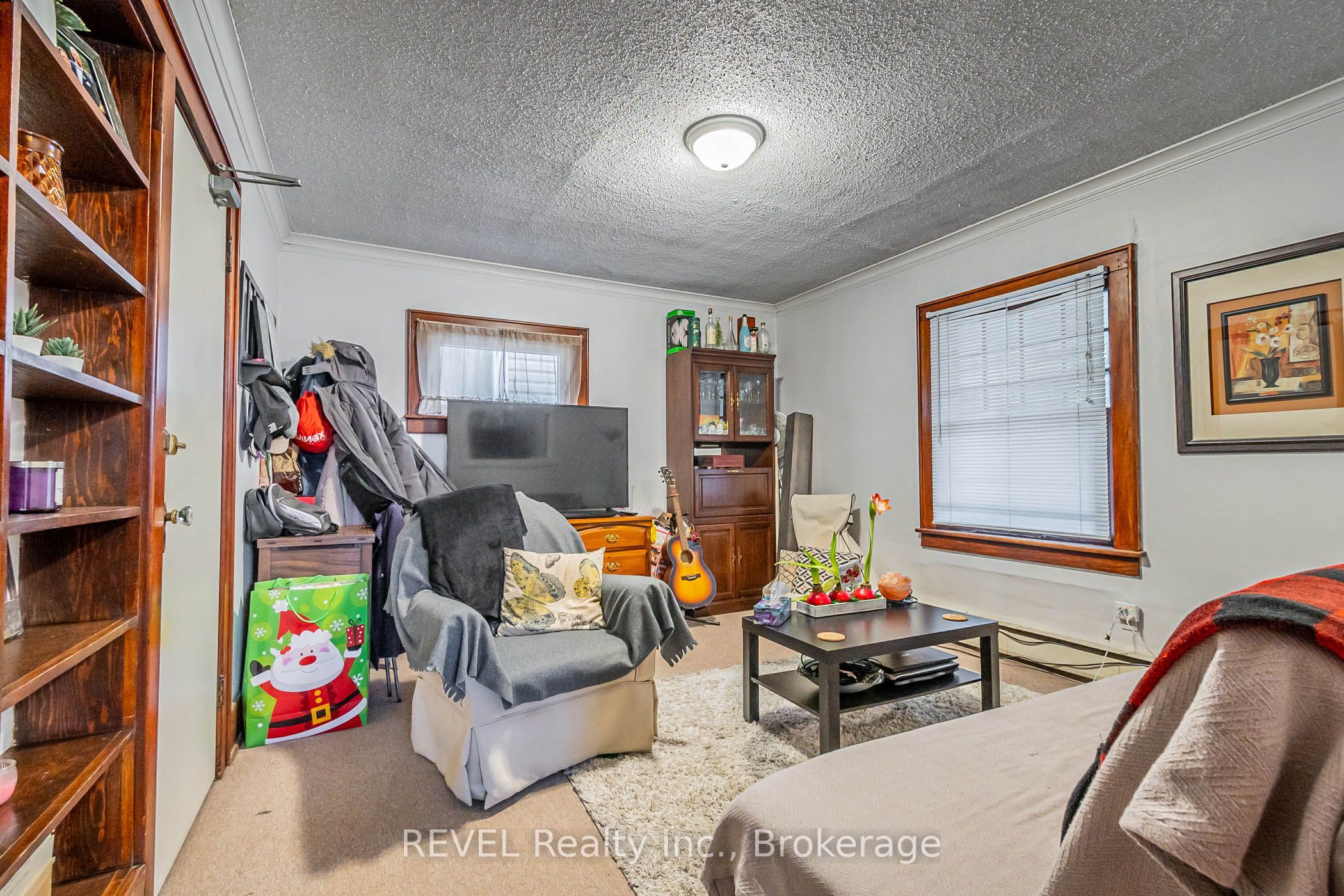 185 James Street Property Photo 7
