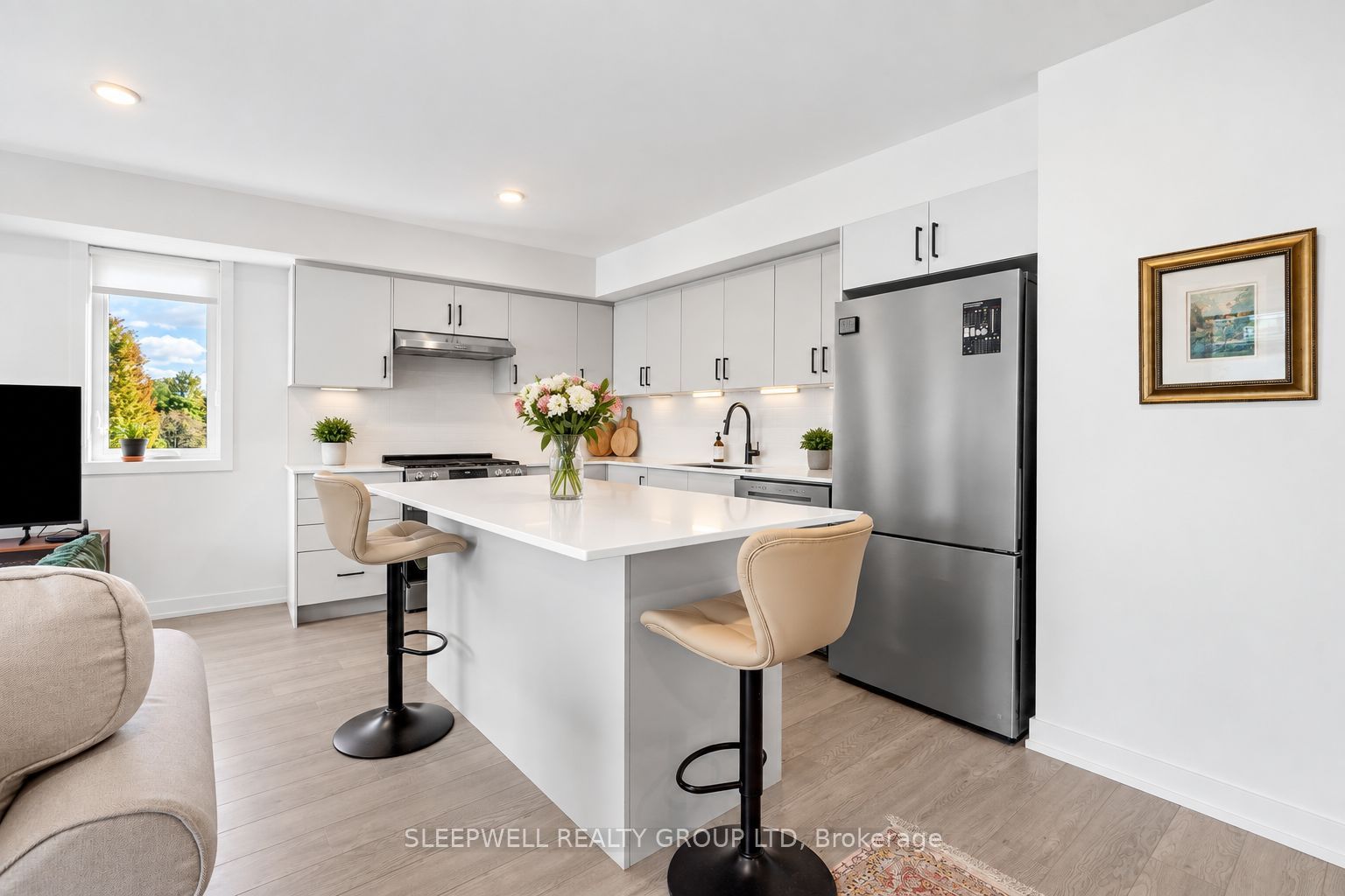 152 Springhurst Avenue 6 Property Photo 3