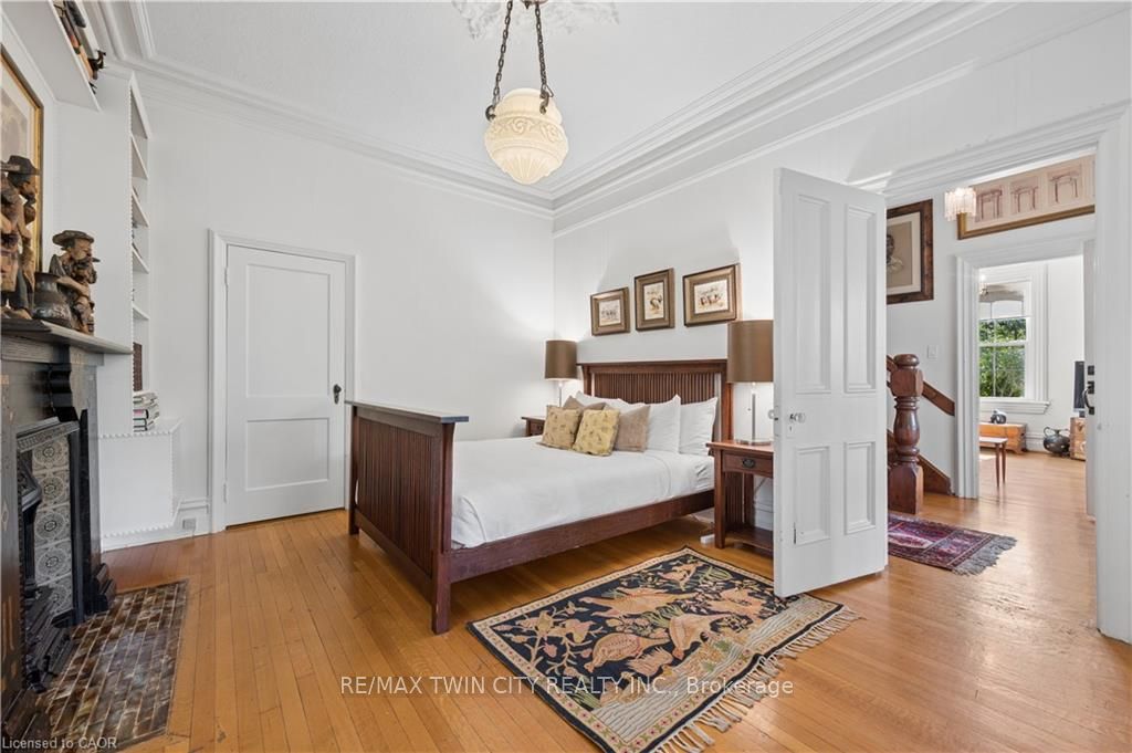 66 Park Hill Road E Property Photo 16