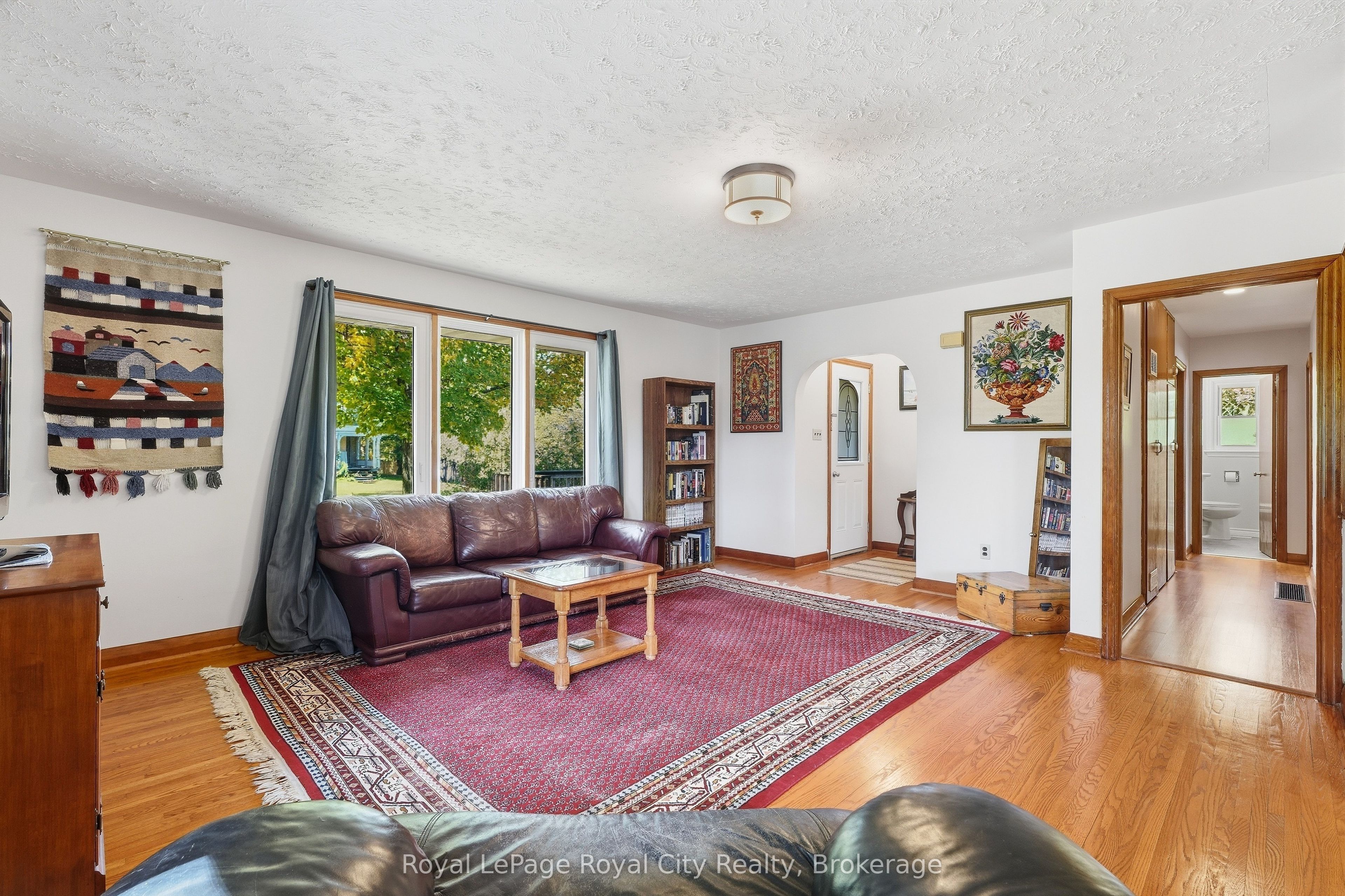 470 Dublin Street Property Photo 6